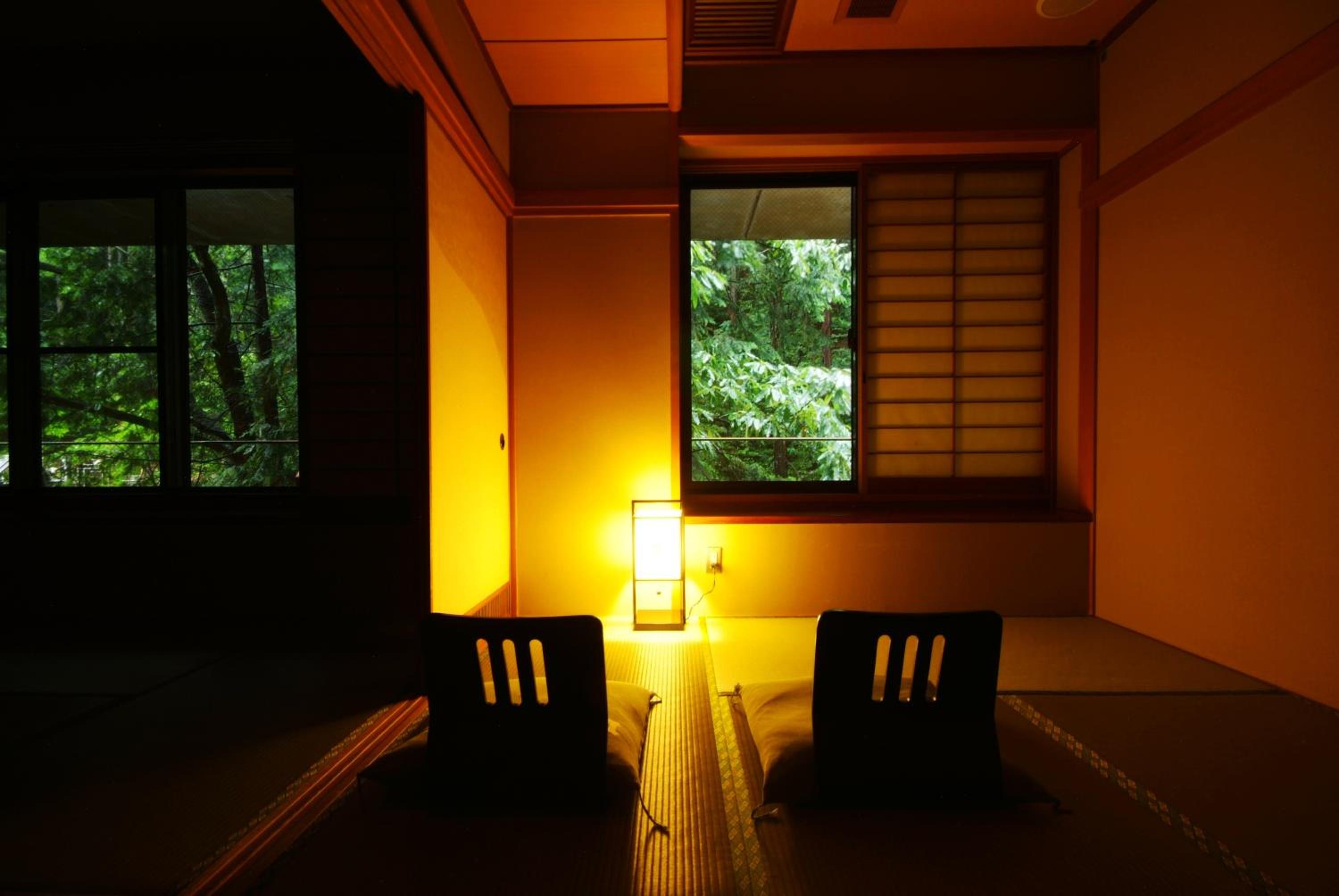 Deluxe Japanese-Style Room photo 2