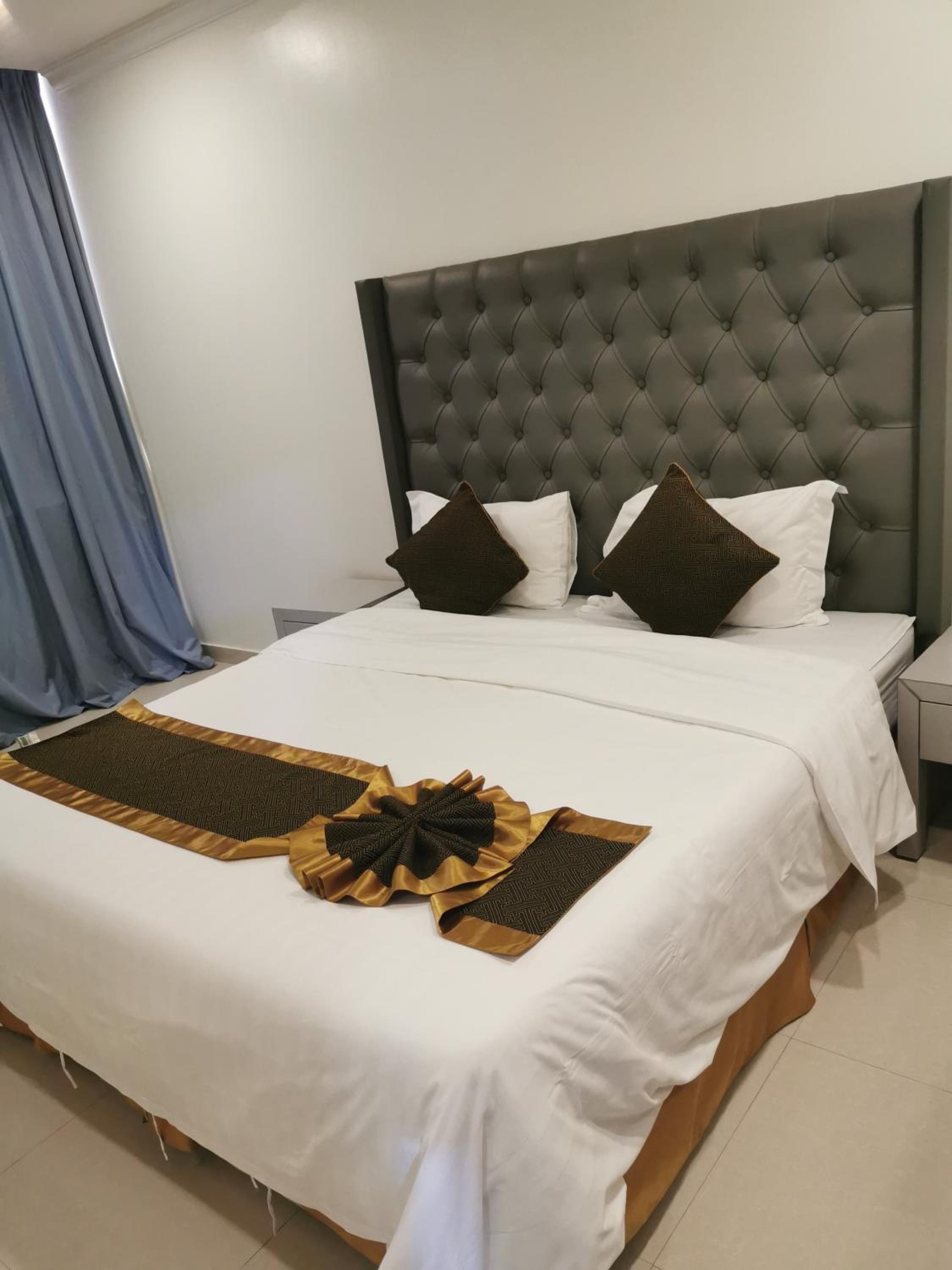 Double Room - Disability Access photo 3
