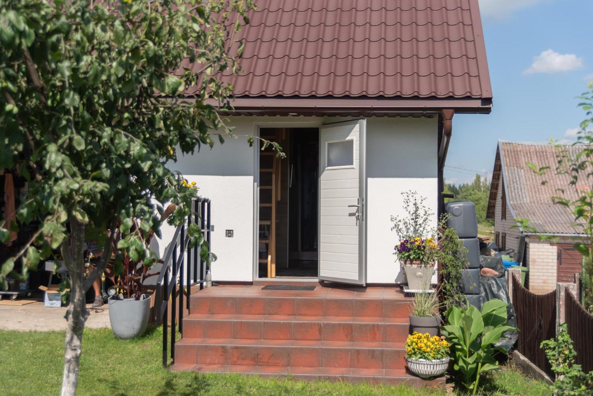 One-Bedroom House - Photo 4