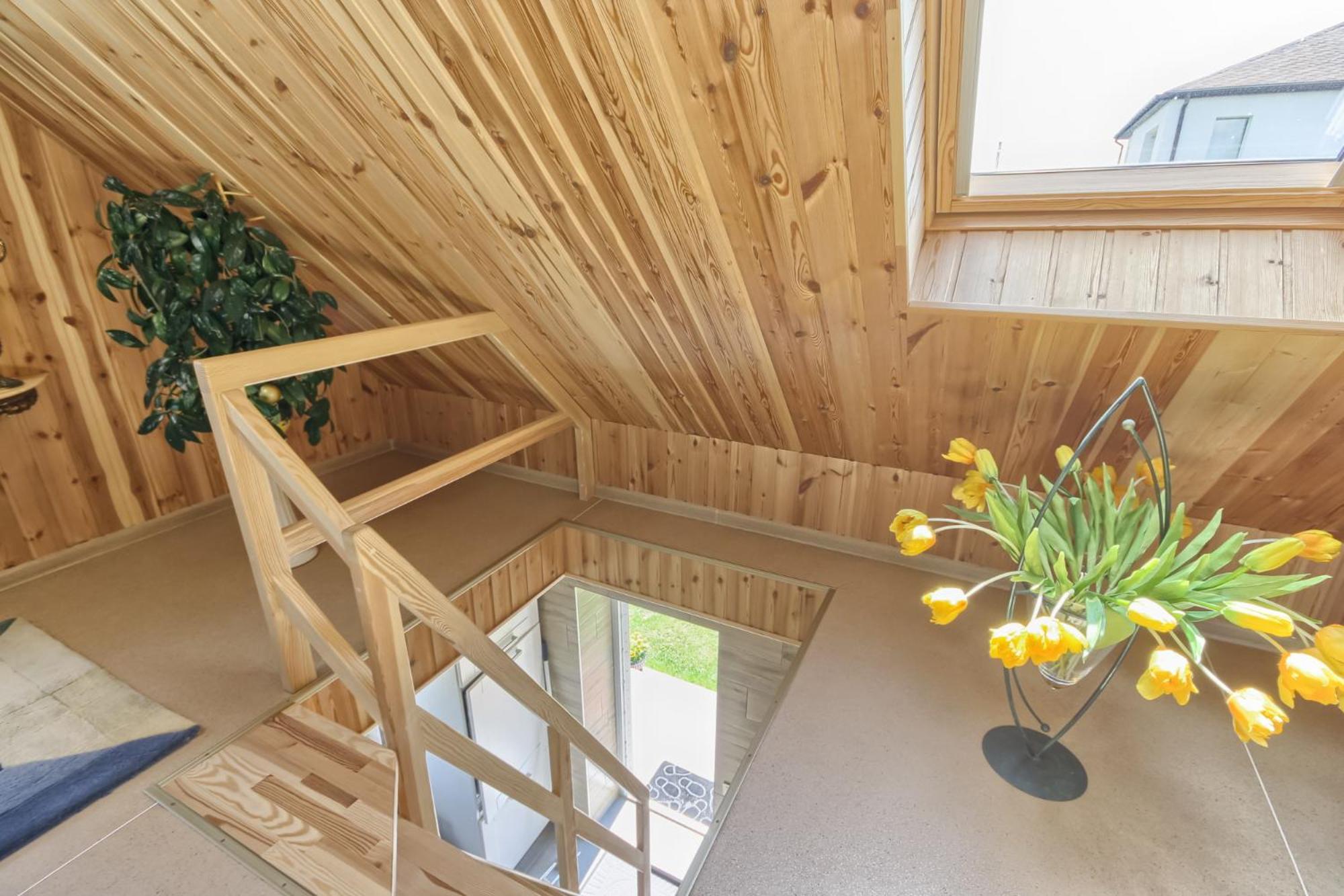 One-Bedroom House - Photo 21