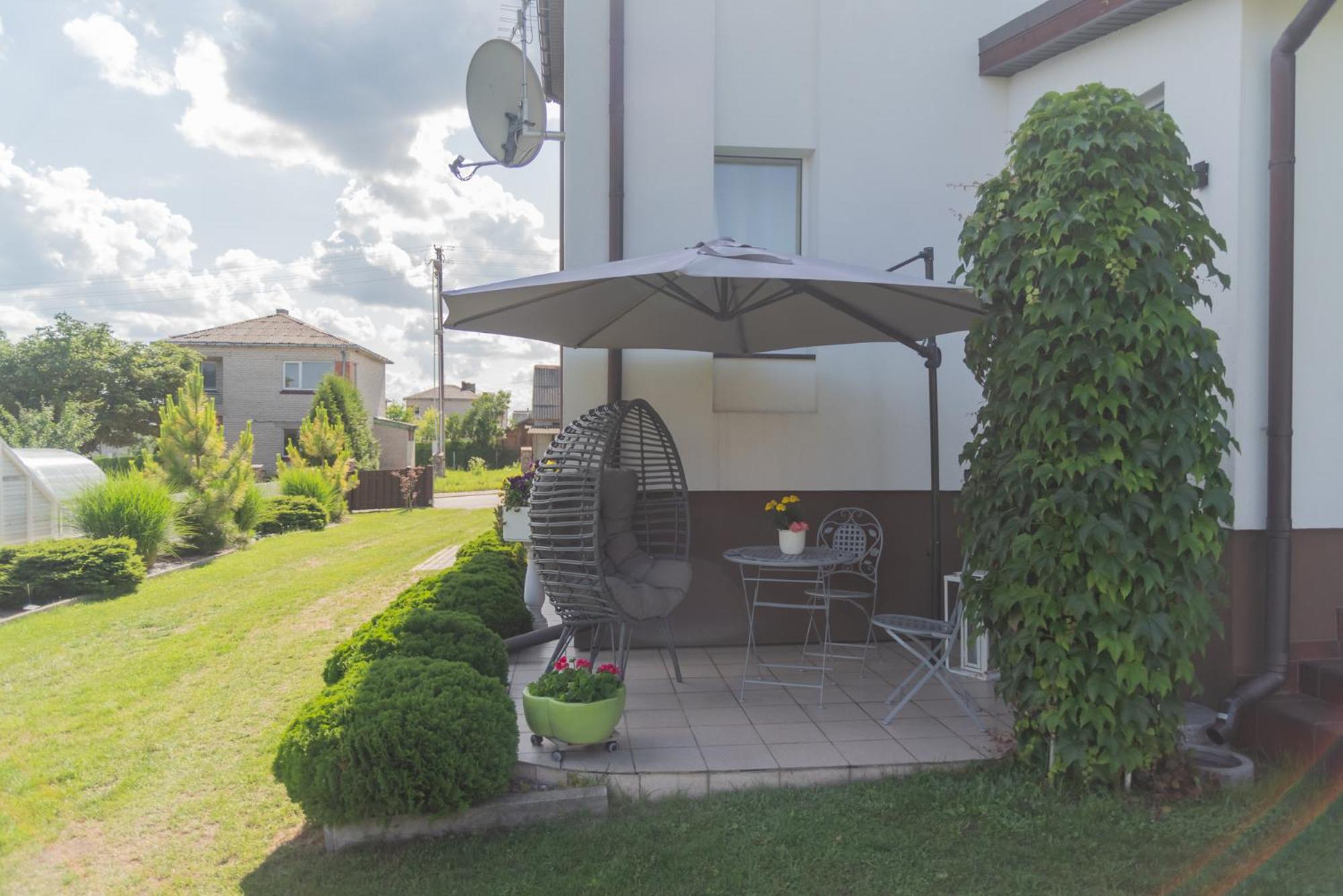 One-Bedroom House - Photo 42