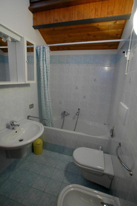 Apartment With Terrace photo 2