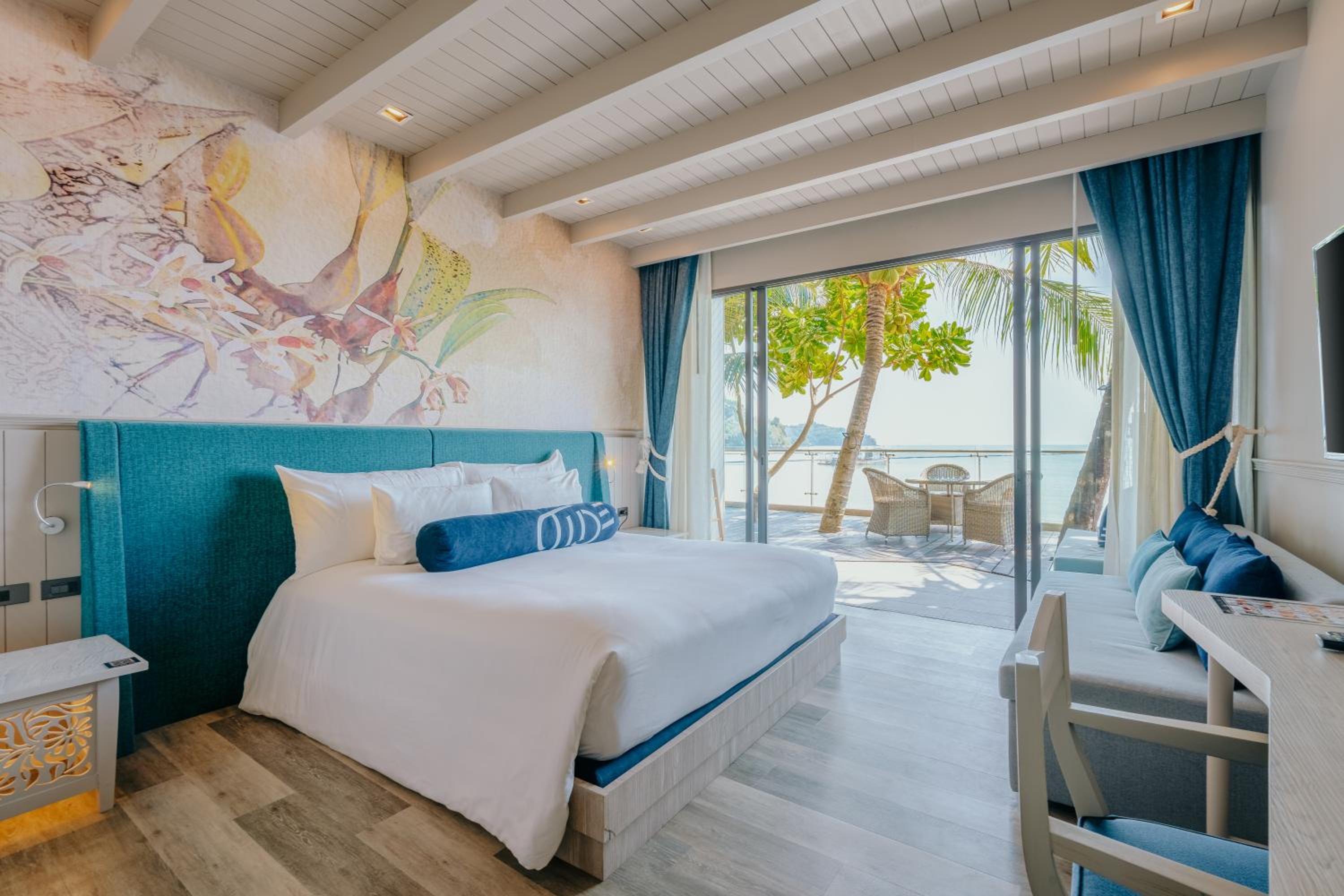 Deluxe Ocean View ( Adults Only)