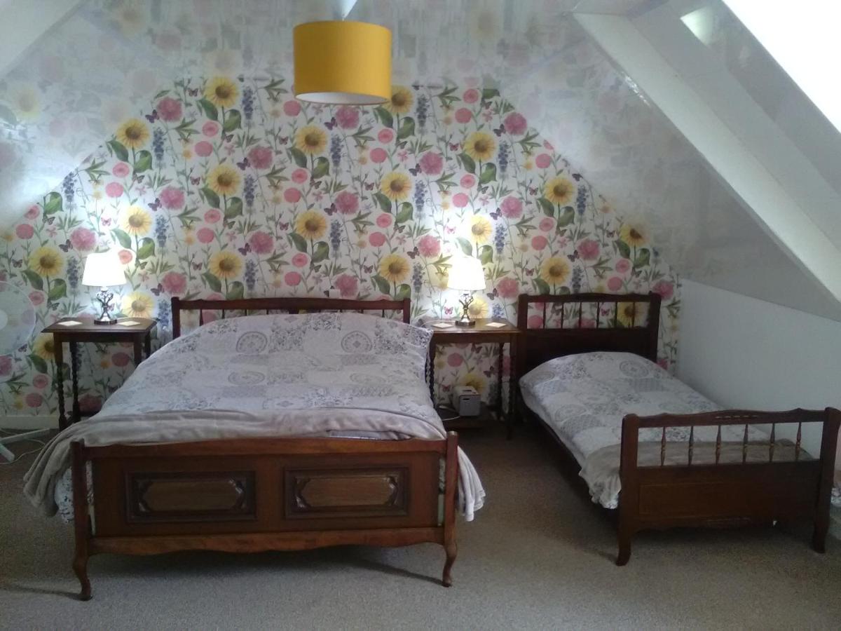 Double or Twin Room with Shared Shower