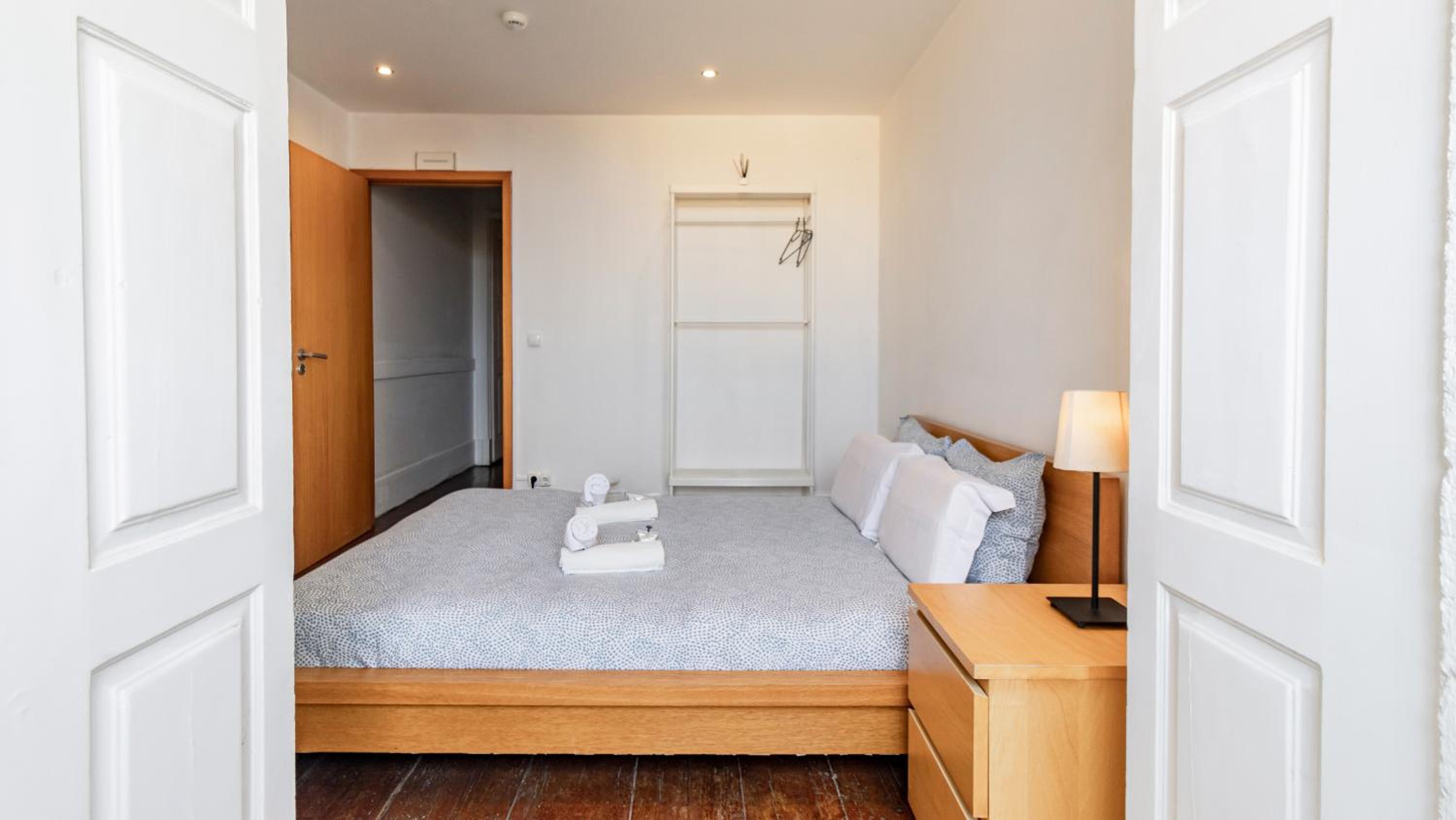 Double Room with Private Bathroom - Photo 4