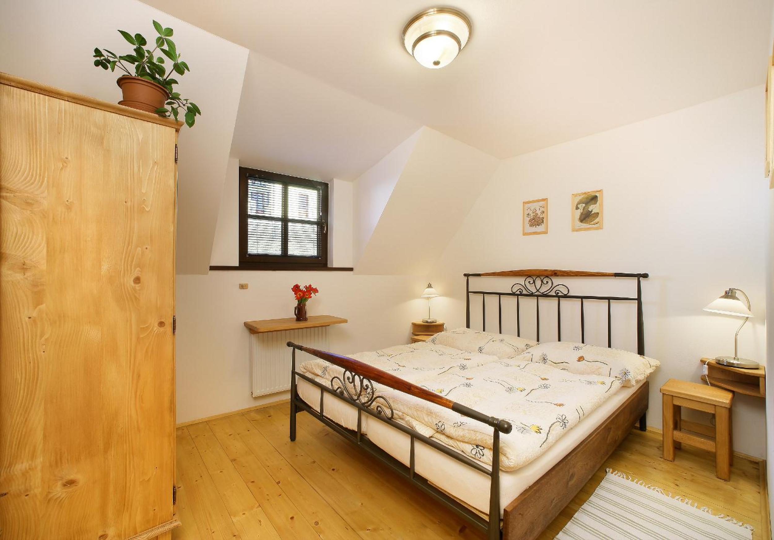 Small Double Room photo 2