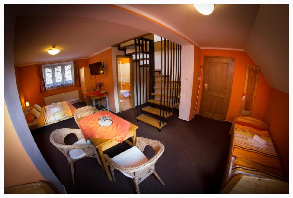 Family Room photo 2