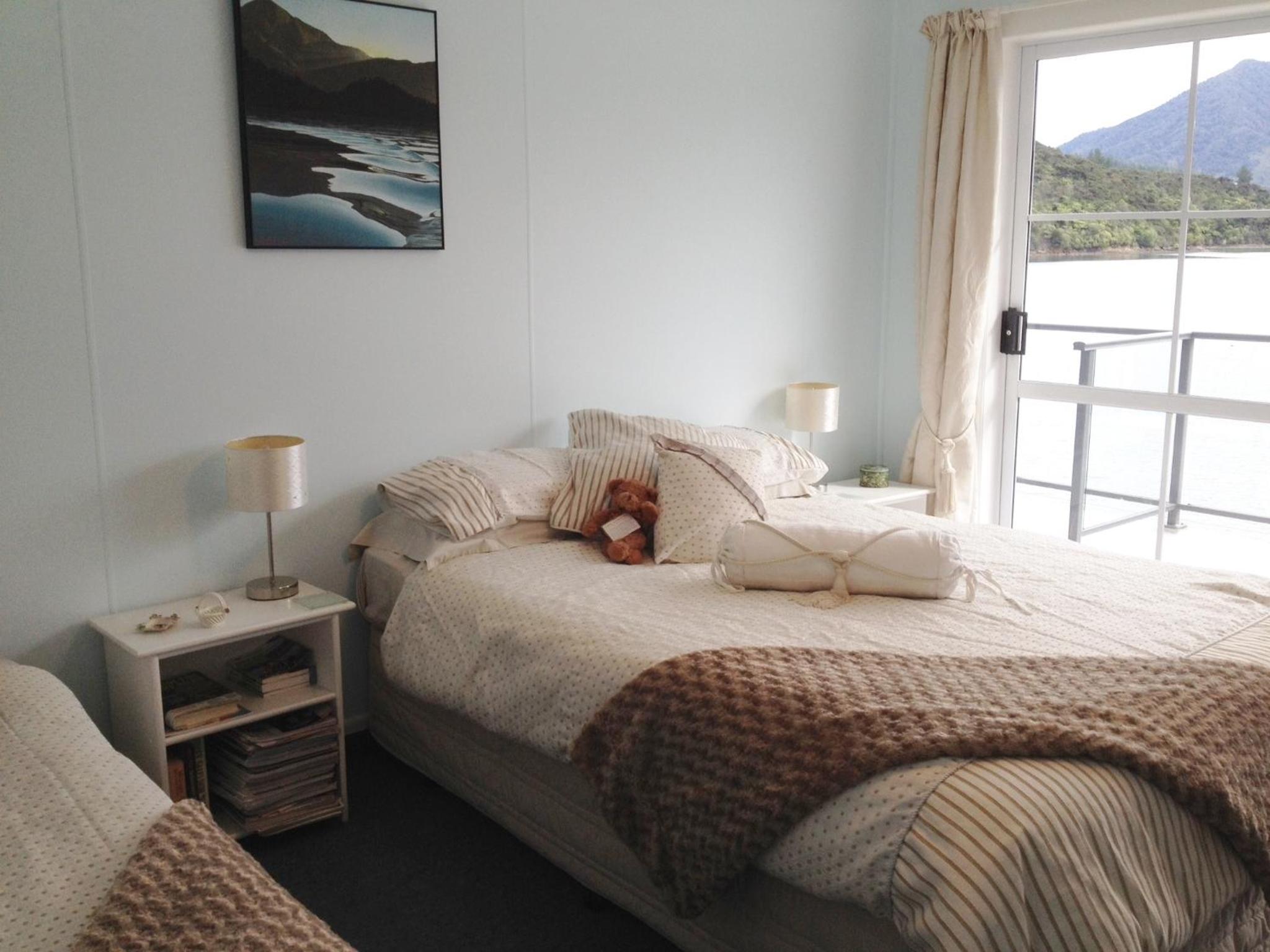 Family Room with Sea View photo 1