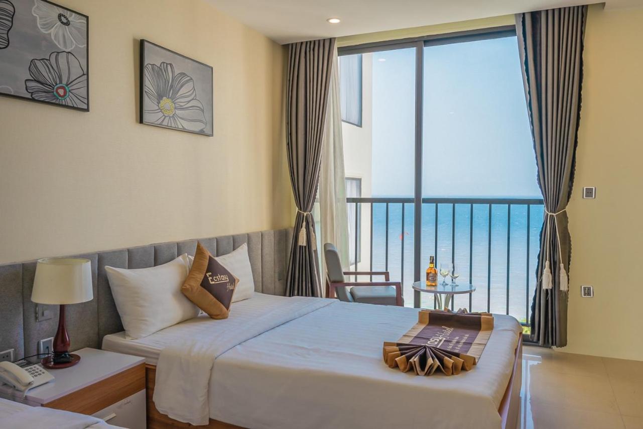 Family Room with Sea View
