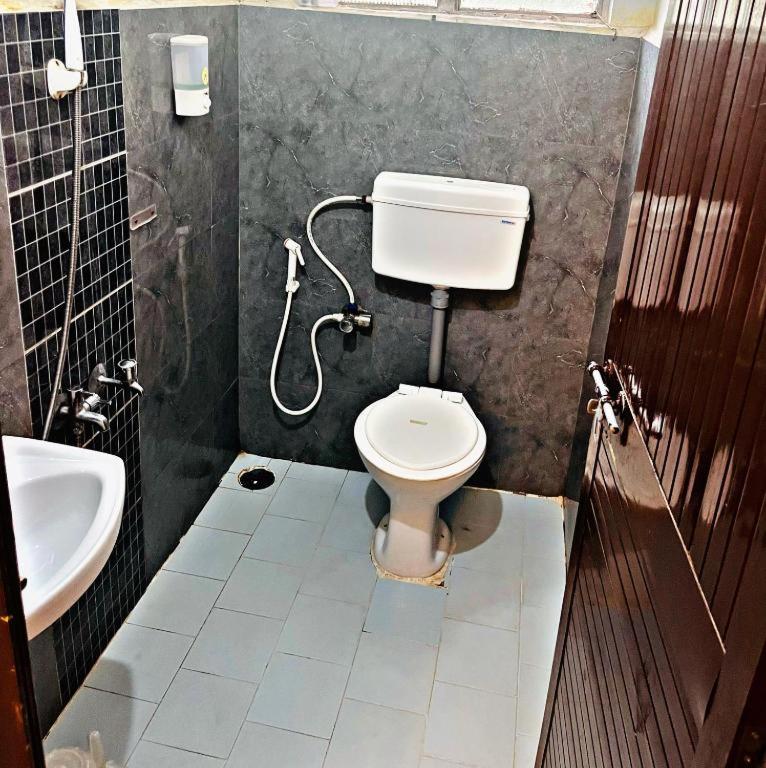 Deluxe Room (2 Adults + 1 Child) photo 2
