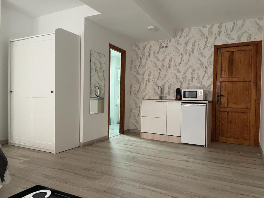 Superior Triple Room photo 2