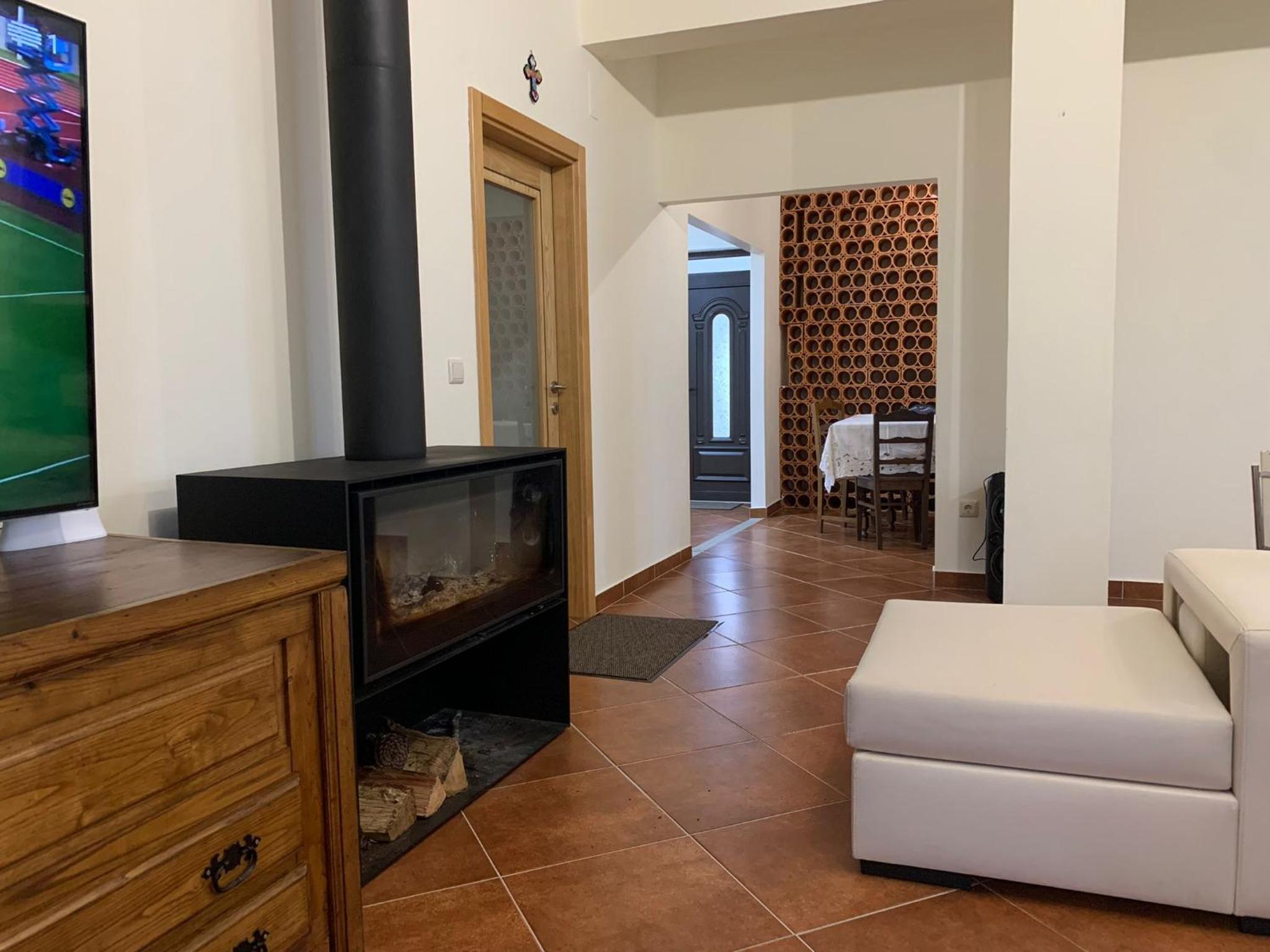 Four-Bedroom House photo 1