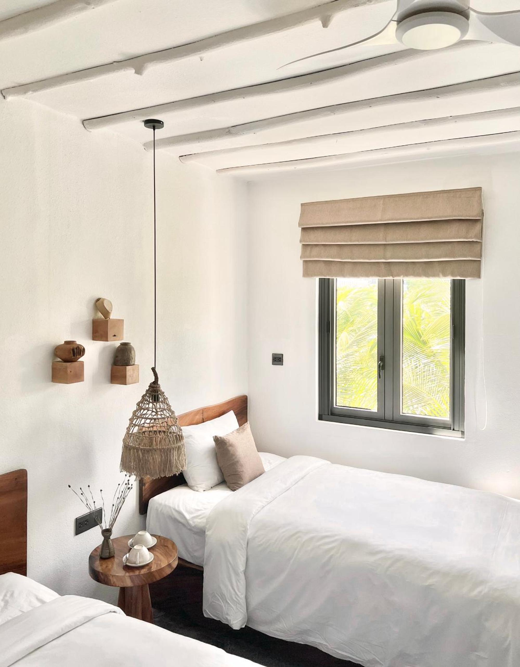 Standard Twin Room - Photo 6