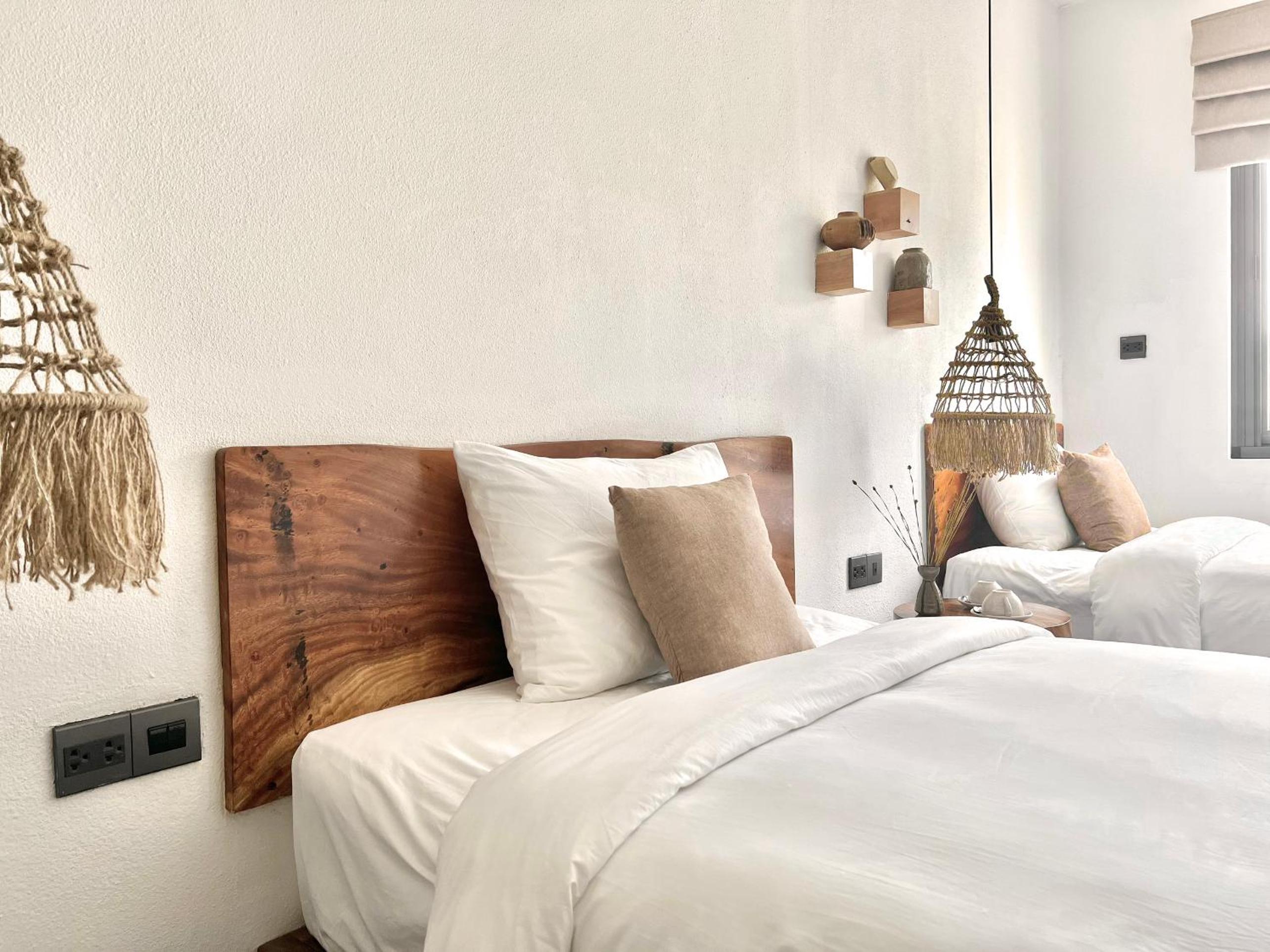 Standard Twin Room - Photo 1