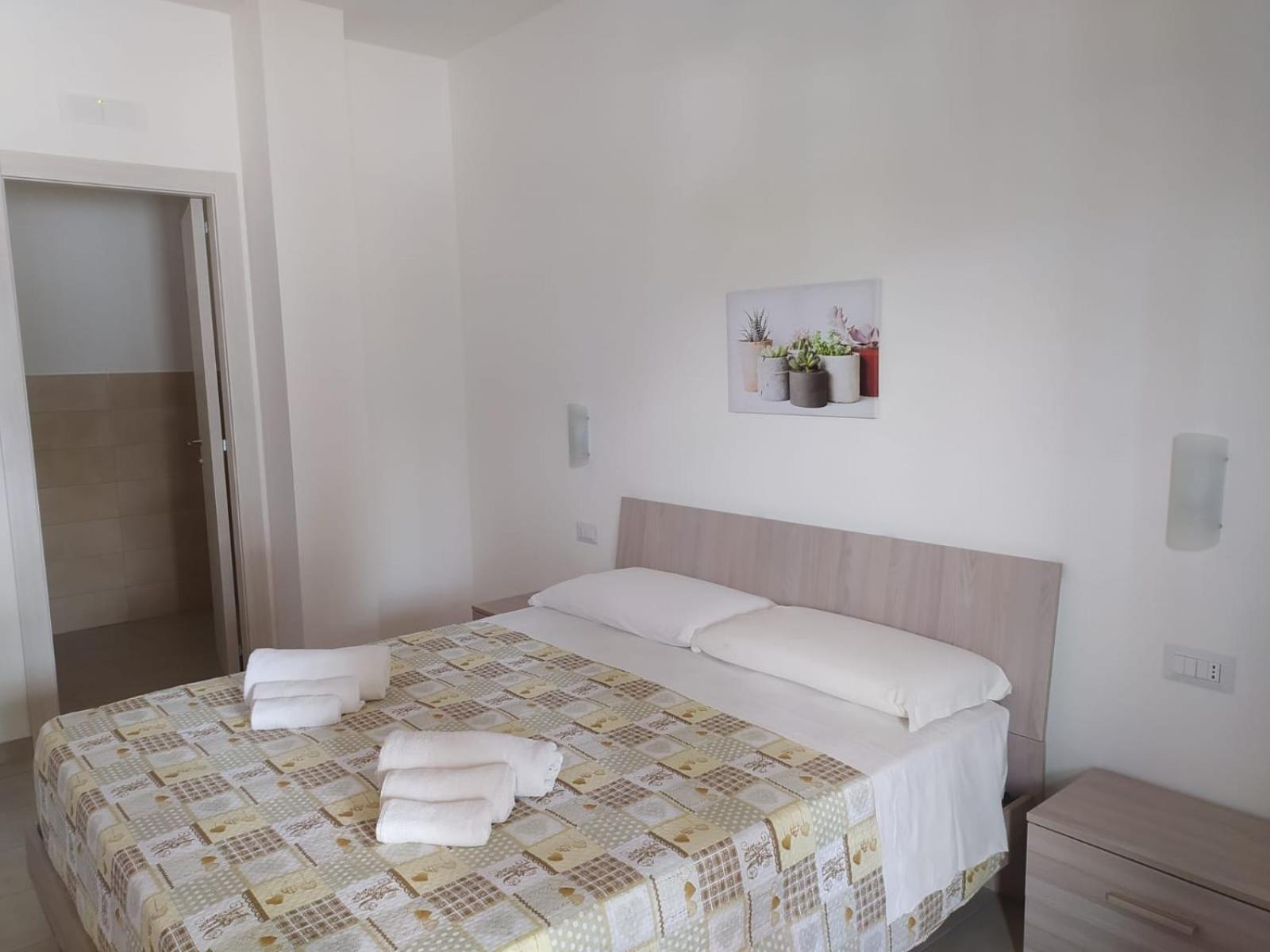 Standard Double Room - Photo 1