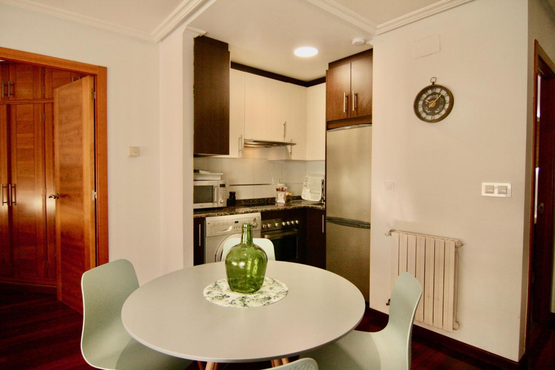 One-Bedroom Apartment photo 3