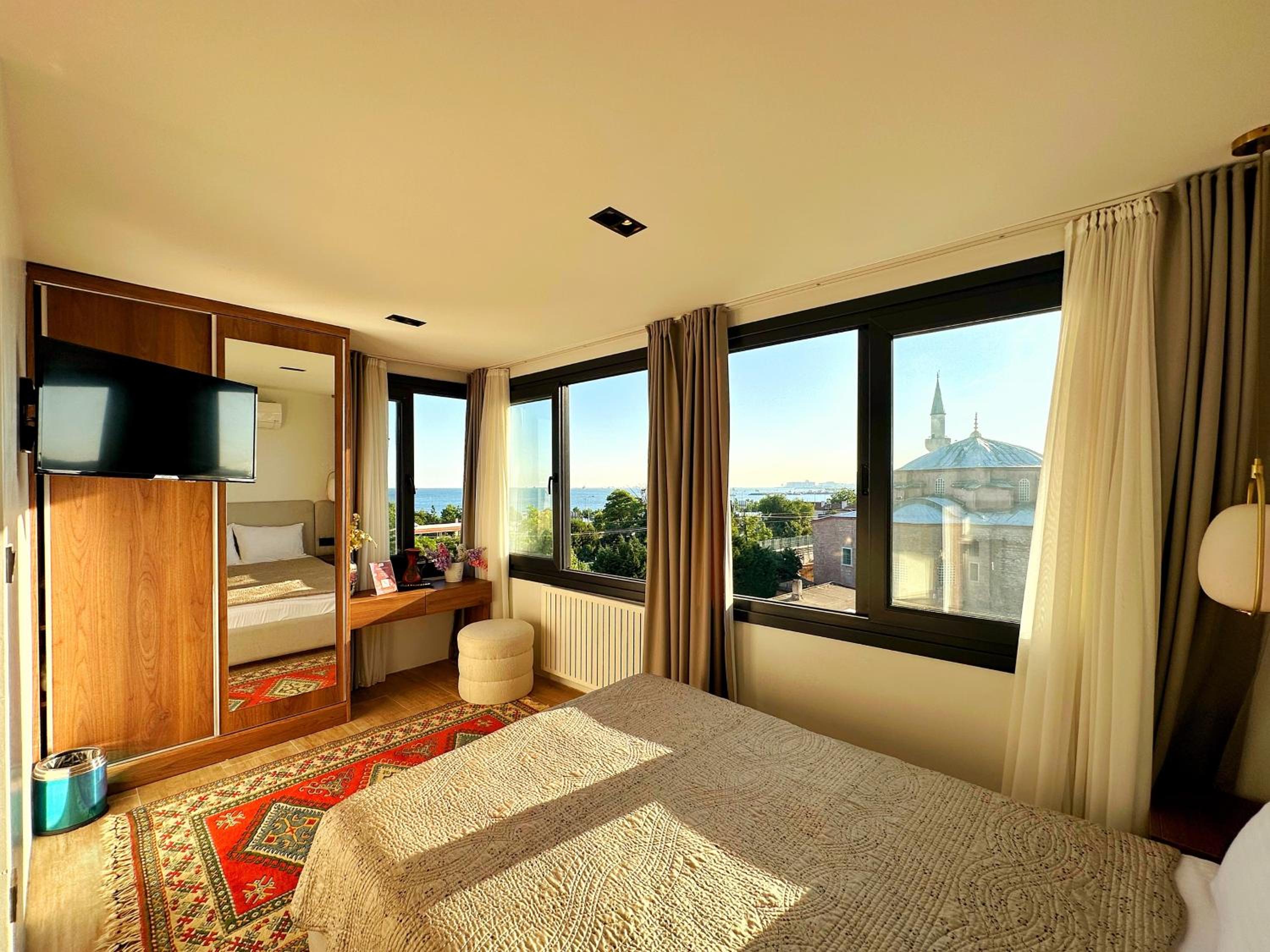 Family Room with Sea View photo 1