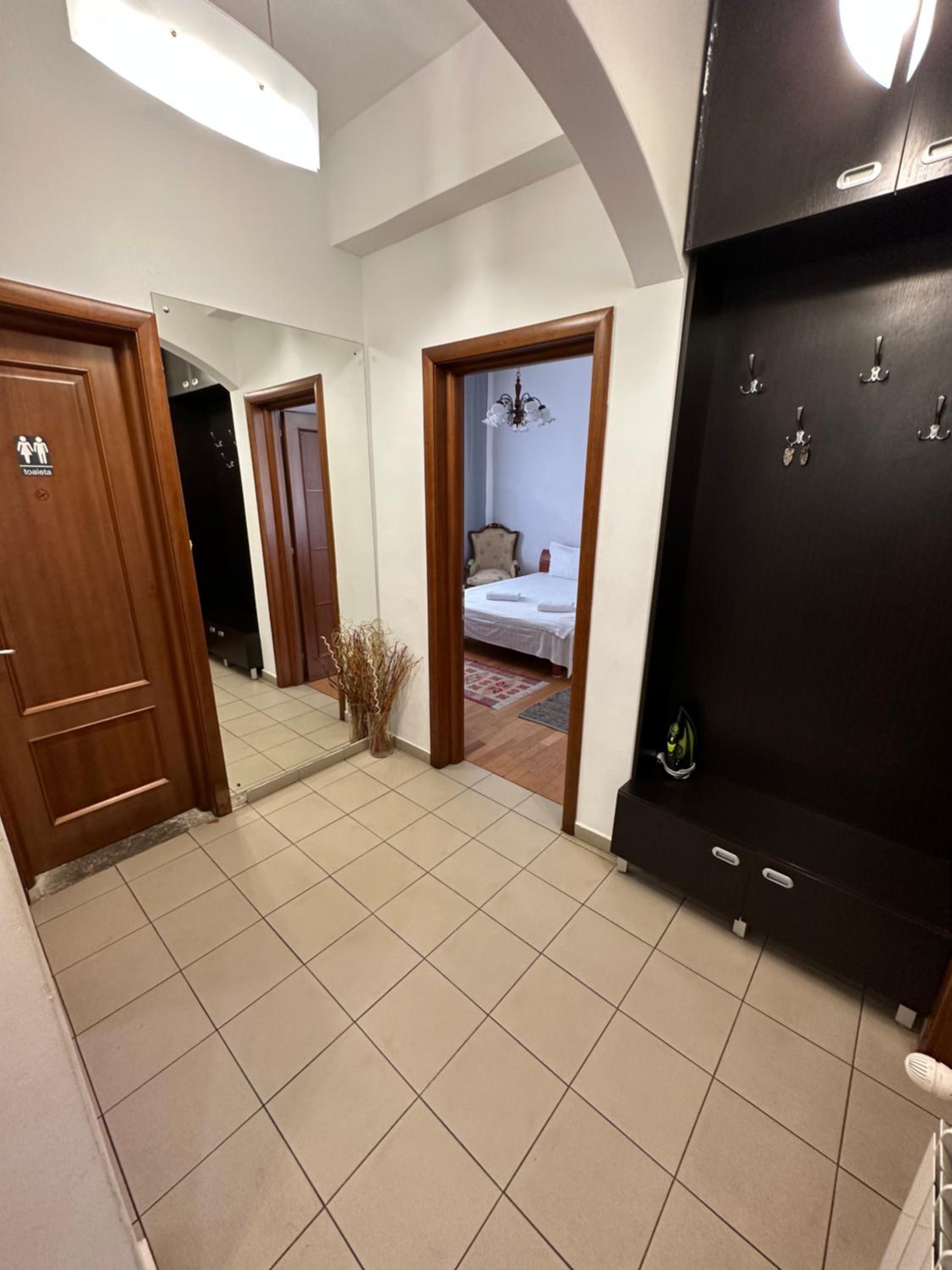 Apartment - Ground Floor - Photo 1