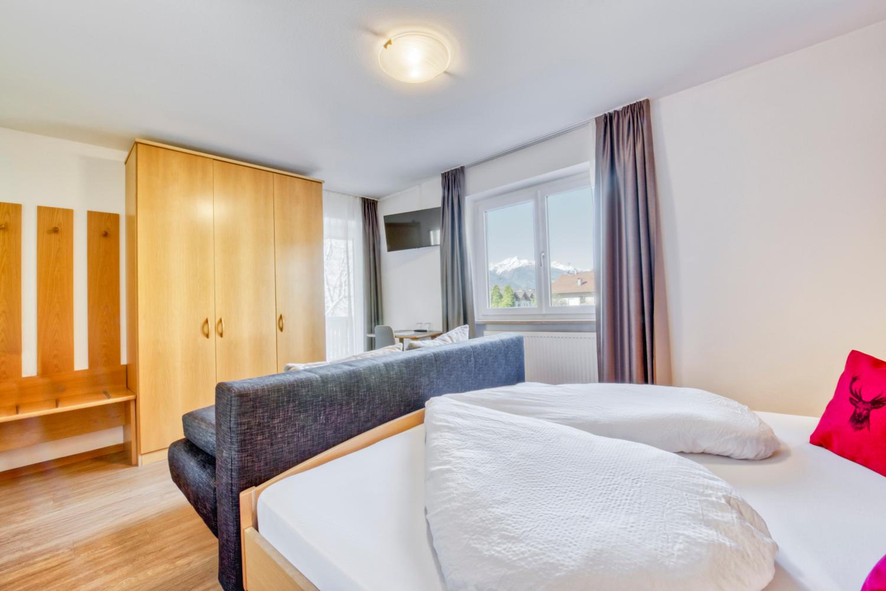 Deluxe Double Room photo 2