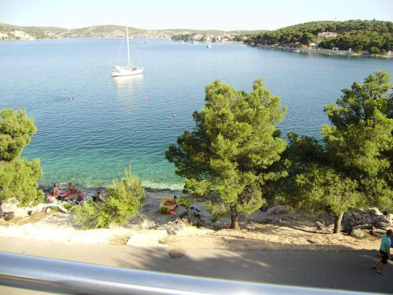 Apartment with Sea View photo 2
