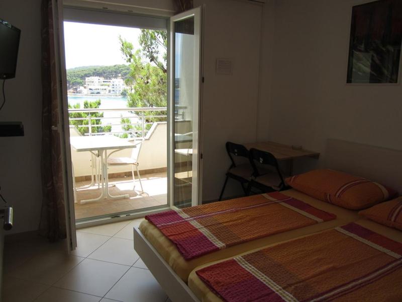 Apartment with Sea View photo 2