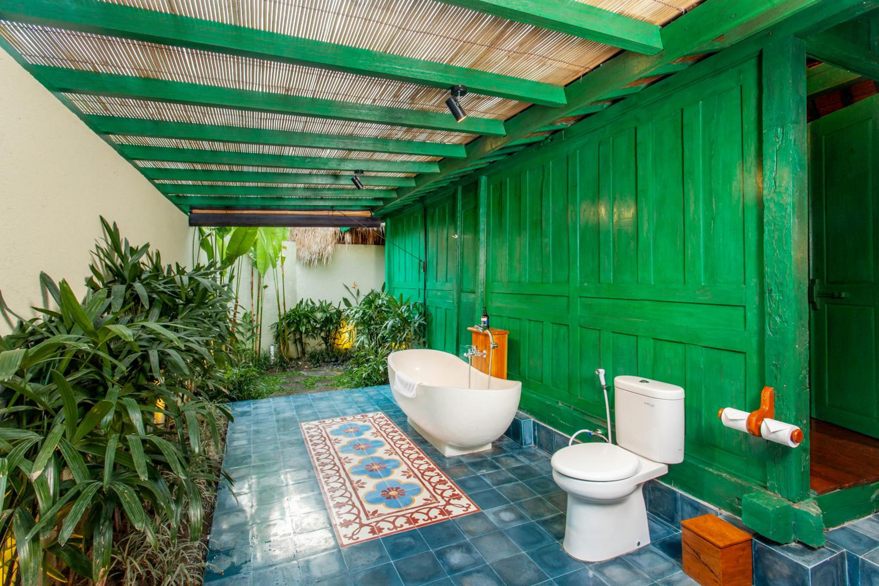 One-Bedroom Villa with Private Pool with Garden View  - Photo 6