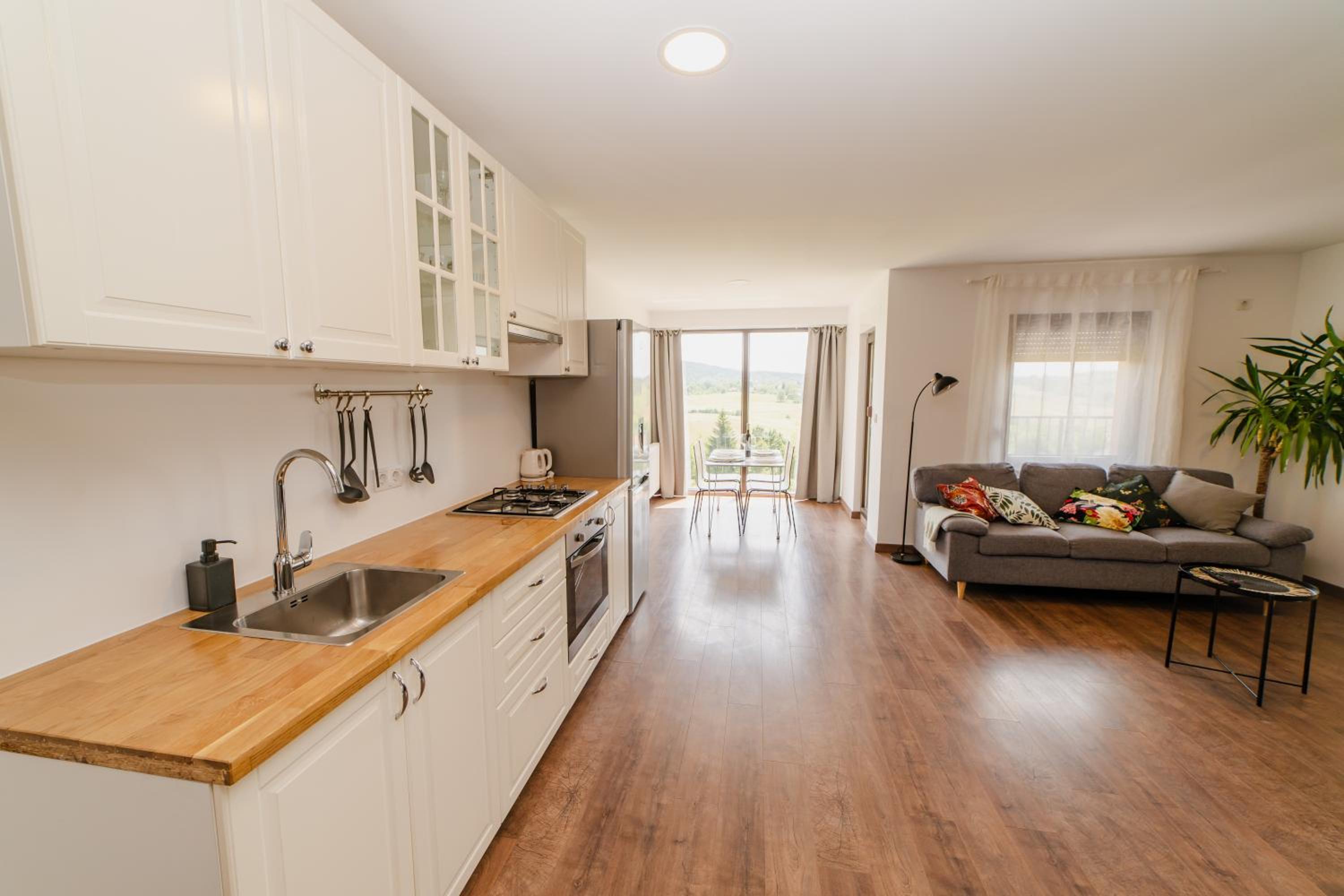 Two-Bedroom Apartment - Photo 11