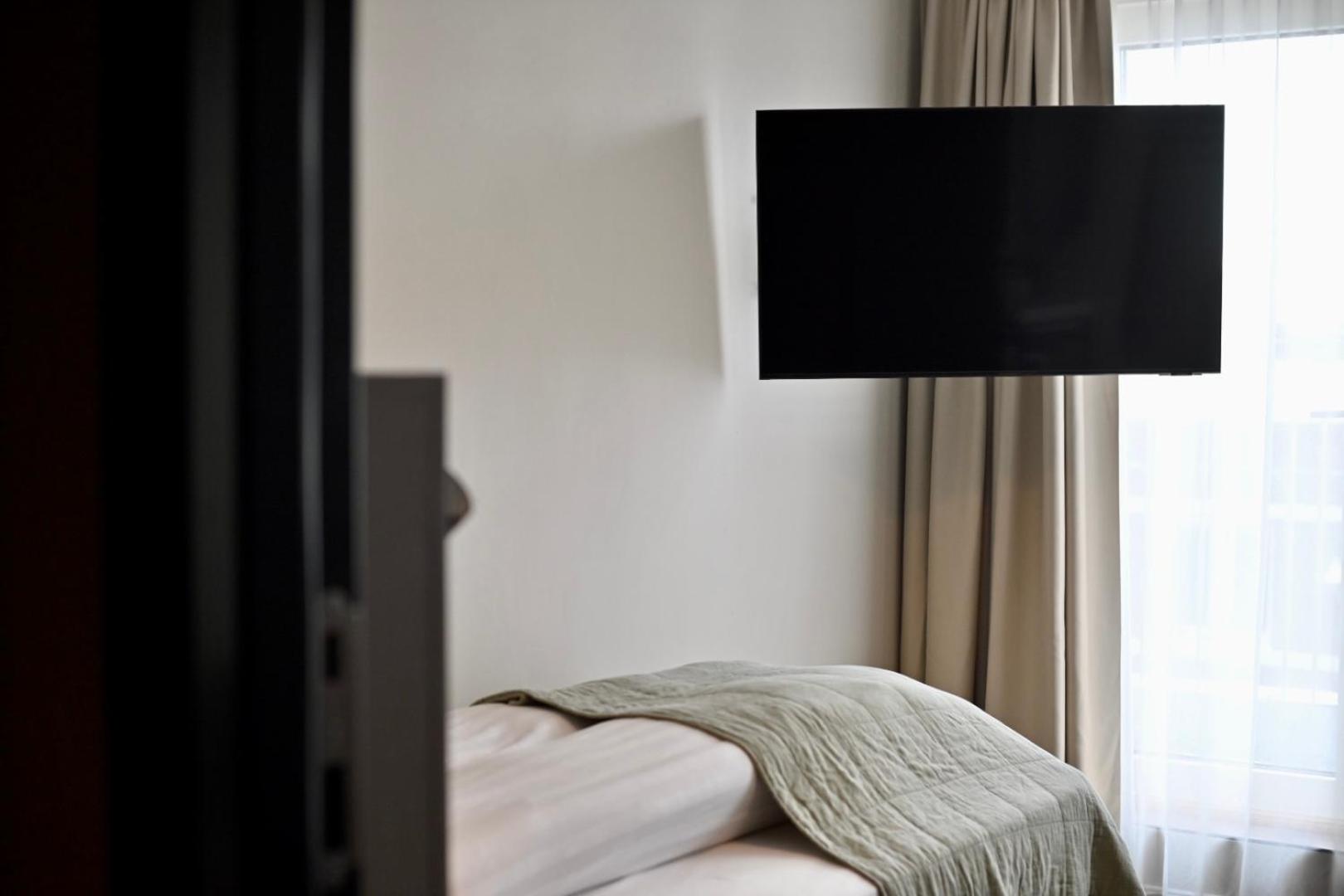 Single Room with Balcony photo 1