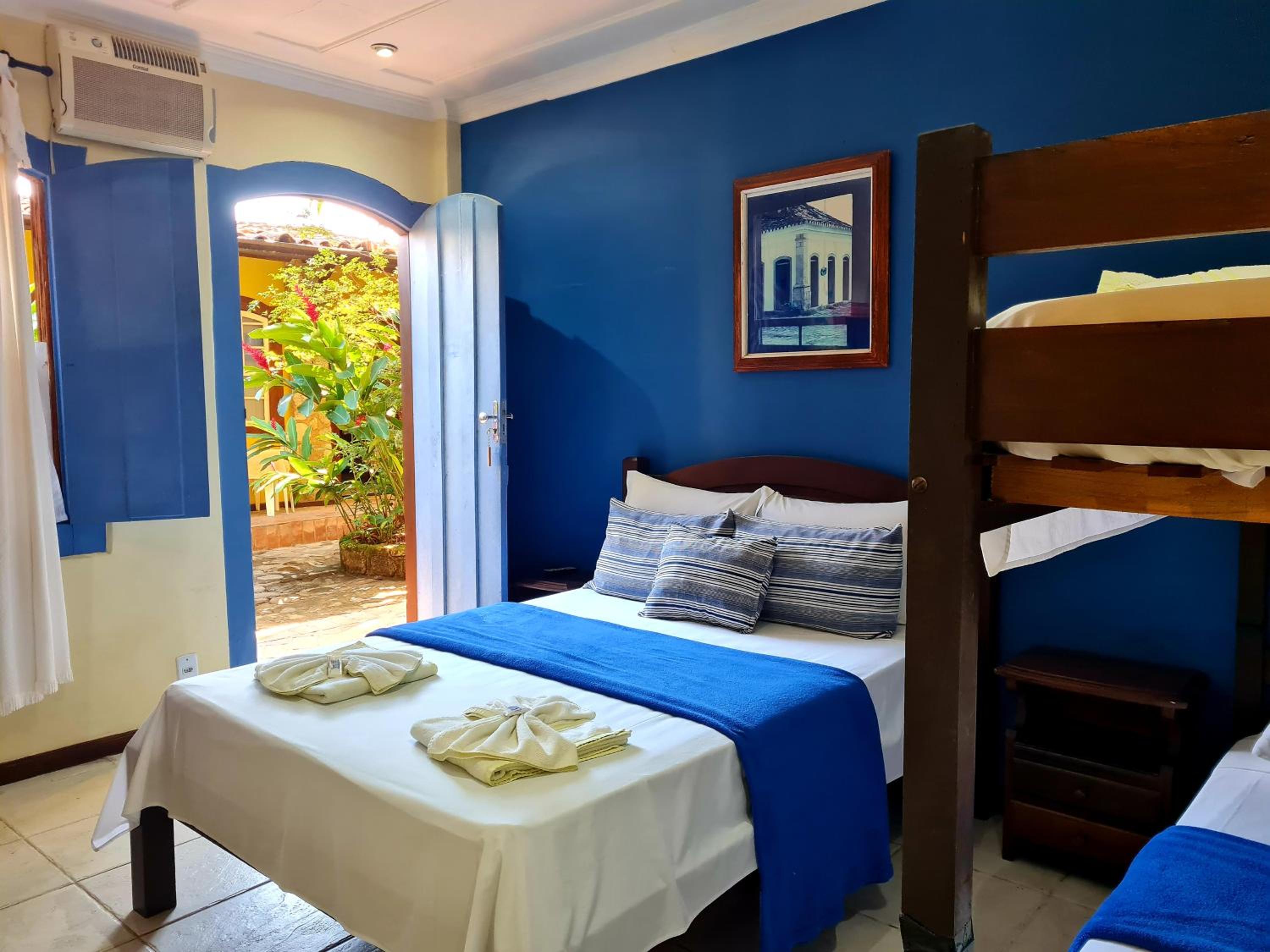 Quadruple Room with Air-Conditioning photo 1