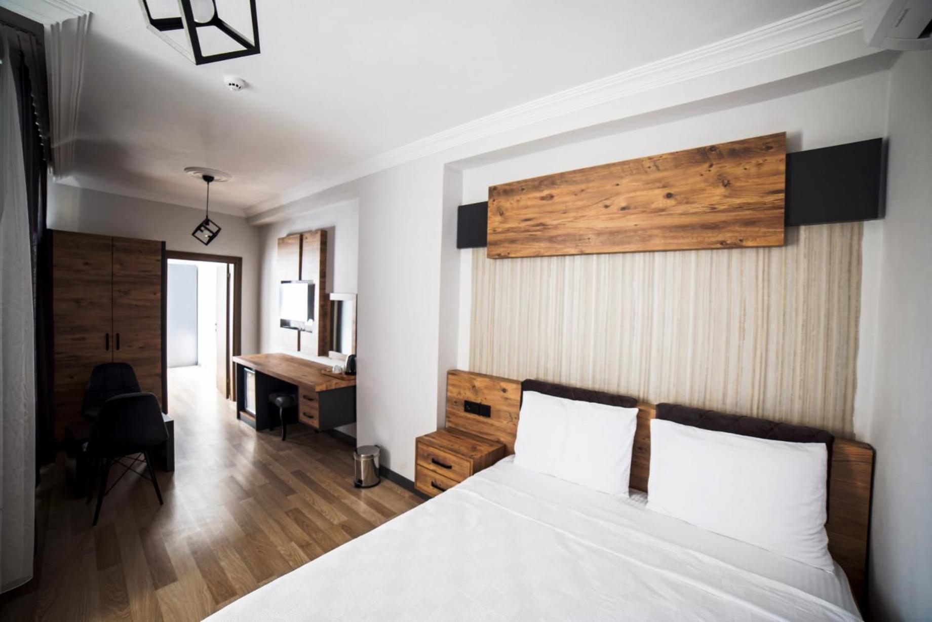 Family Suite - Photo 1