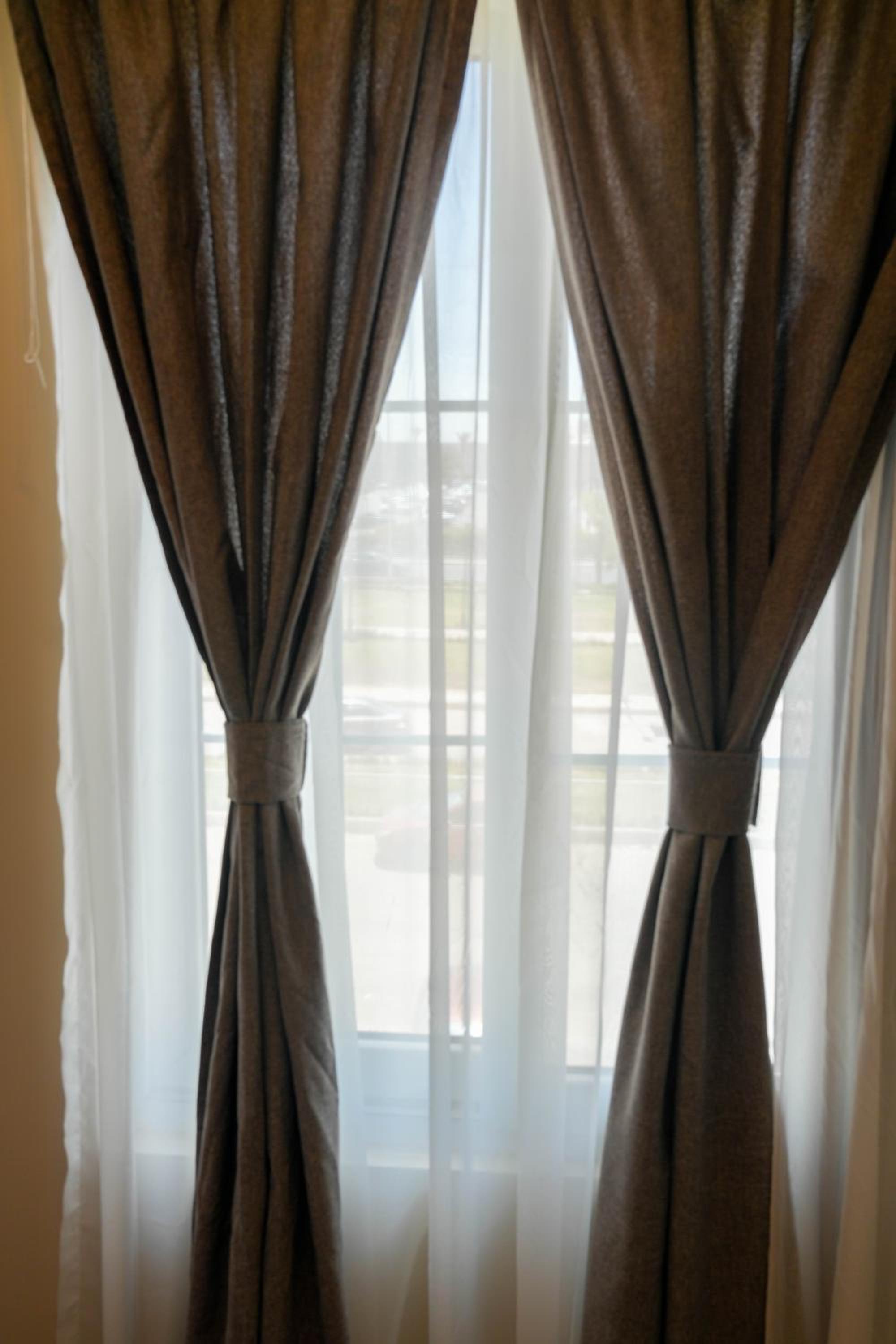 One-Bedroom Apartment - Photo 6