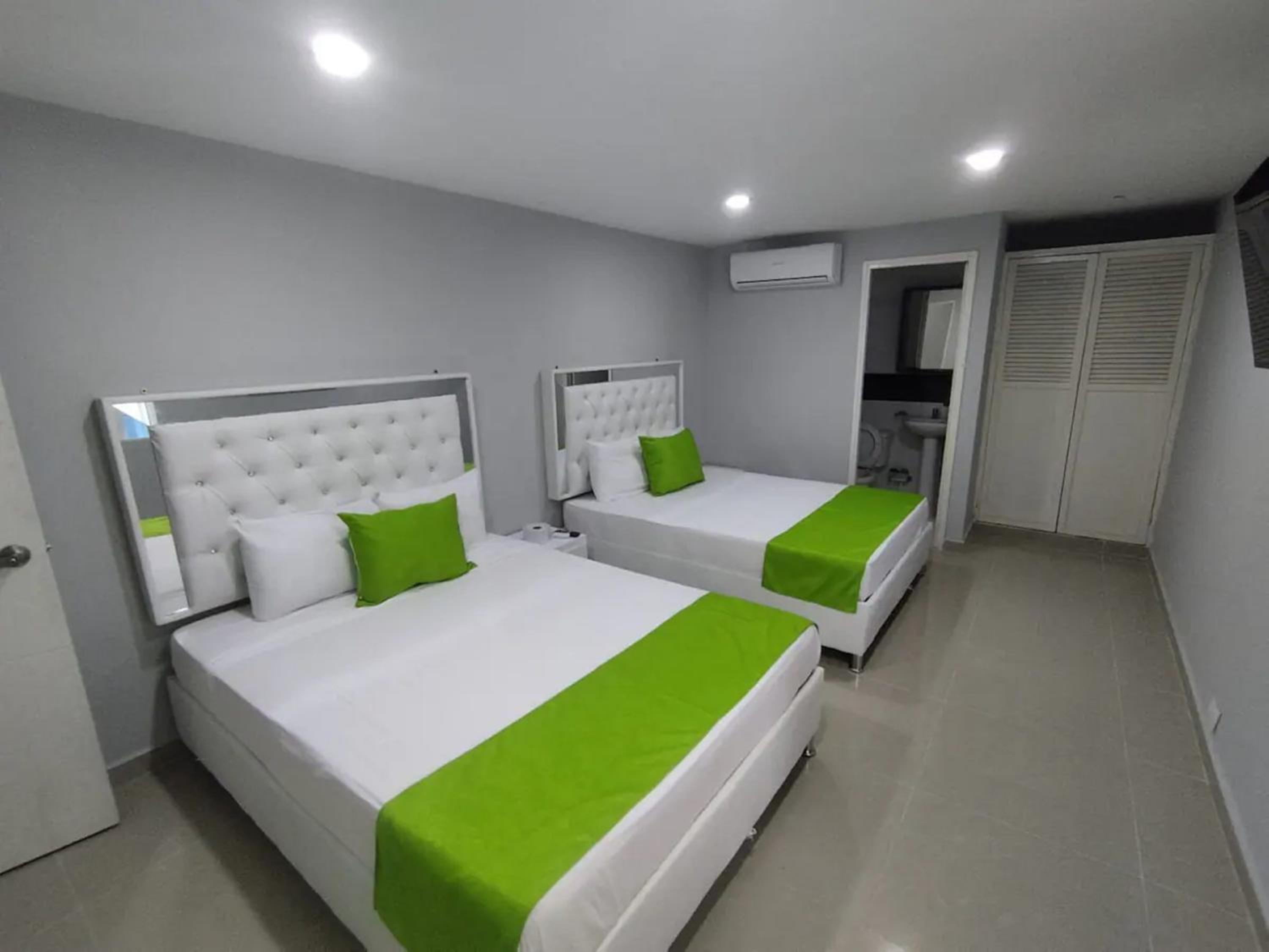 Quadruple Room With Private Bathroom