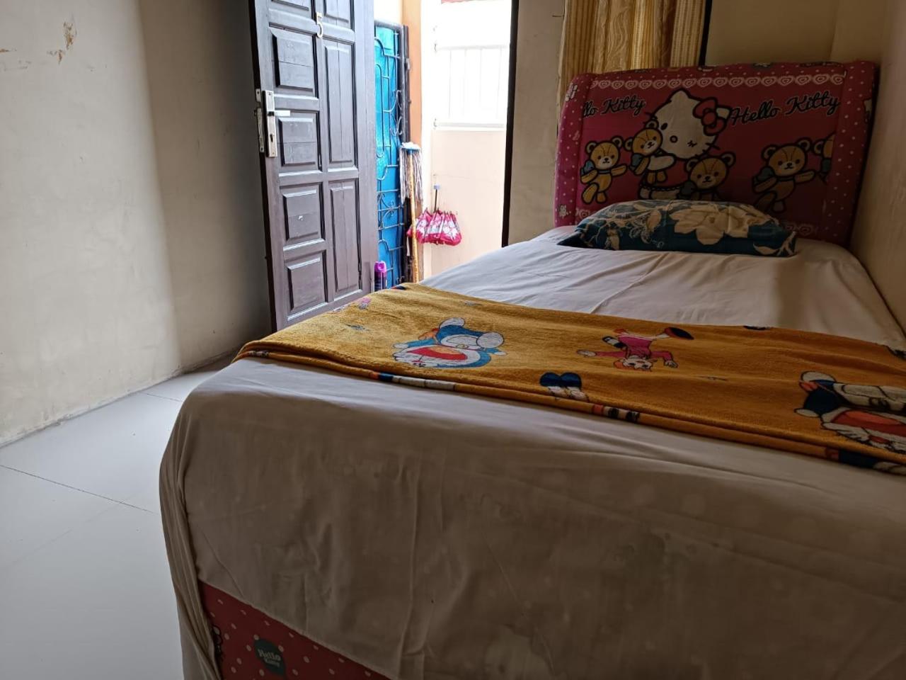 Small Single Room photo 1