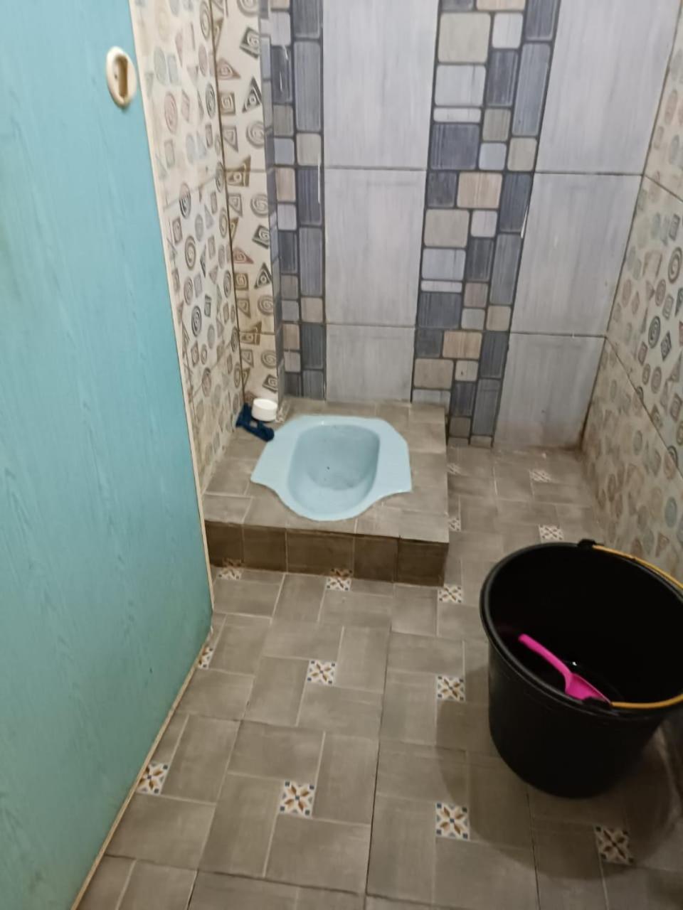Small Single Room photo 3