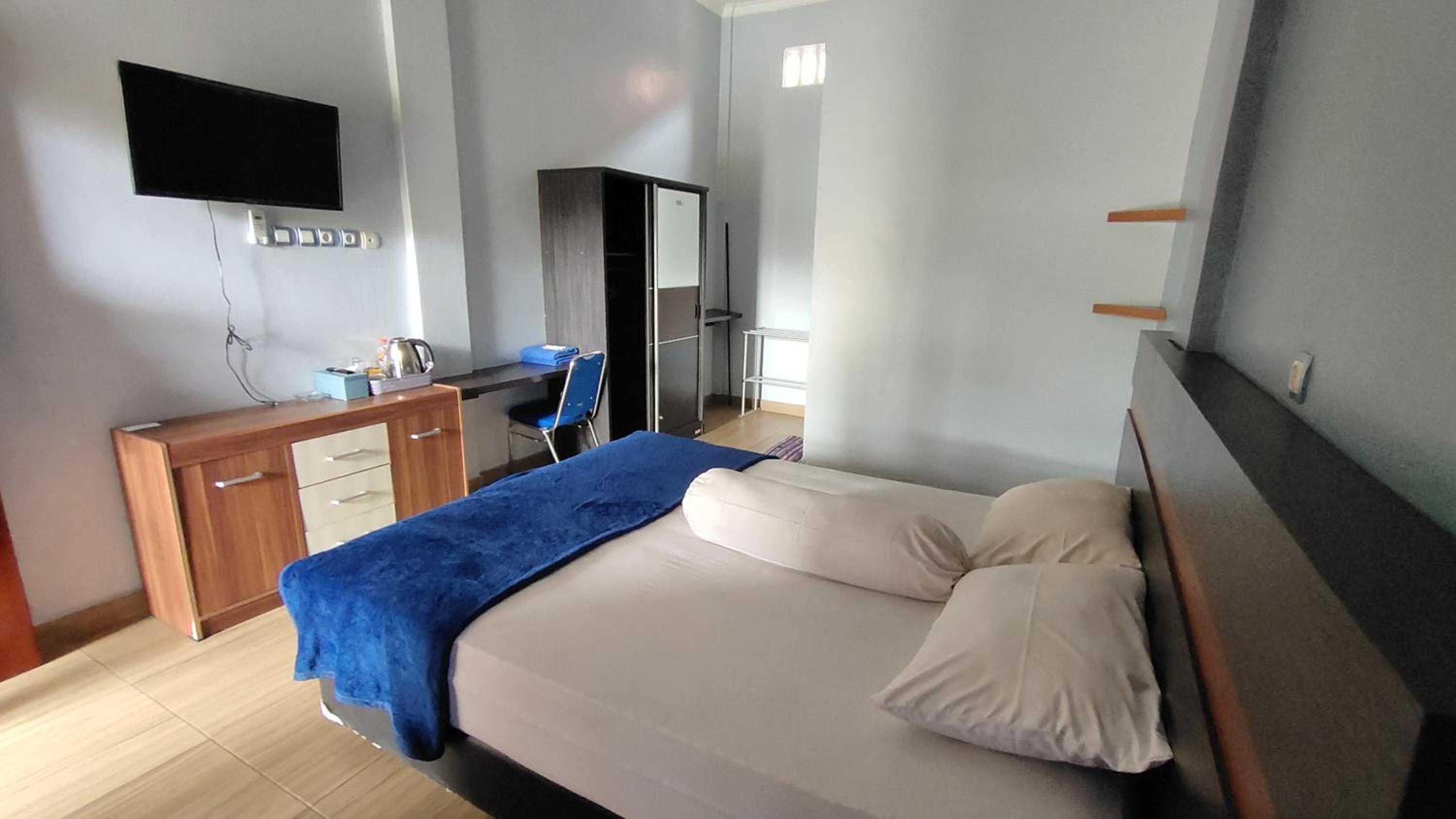 Standard Double Room - Photo 1