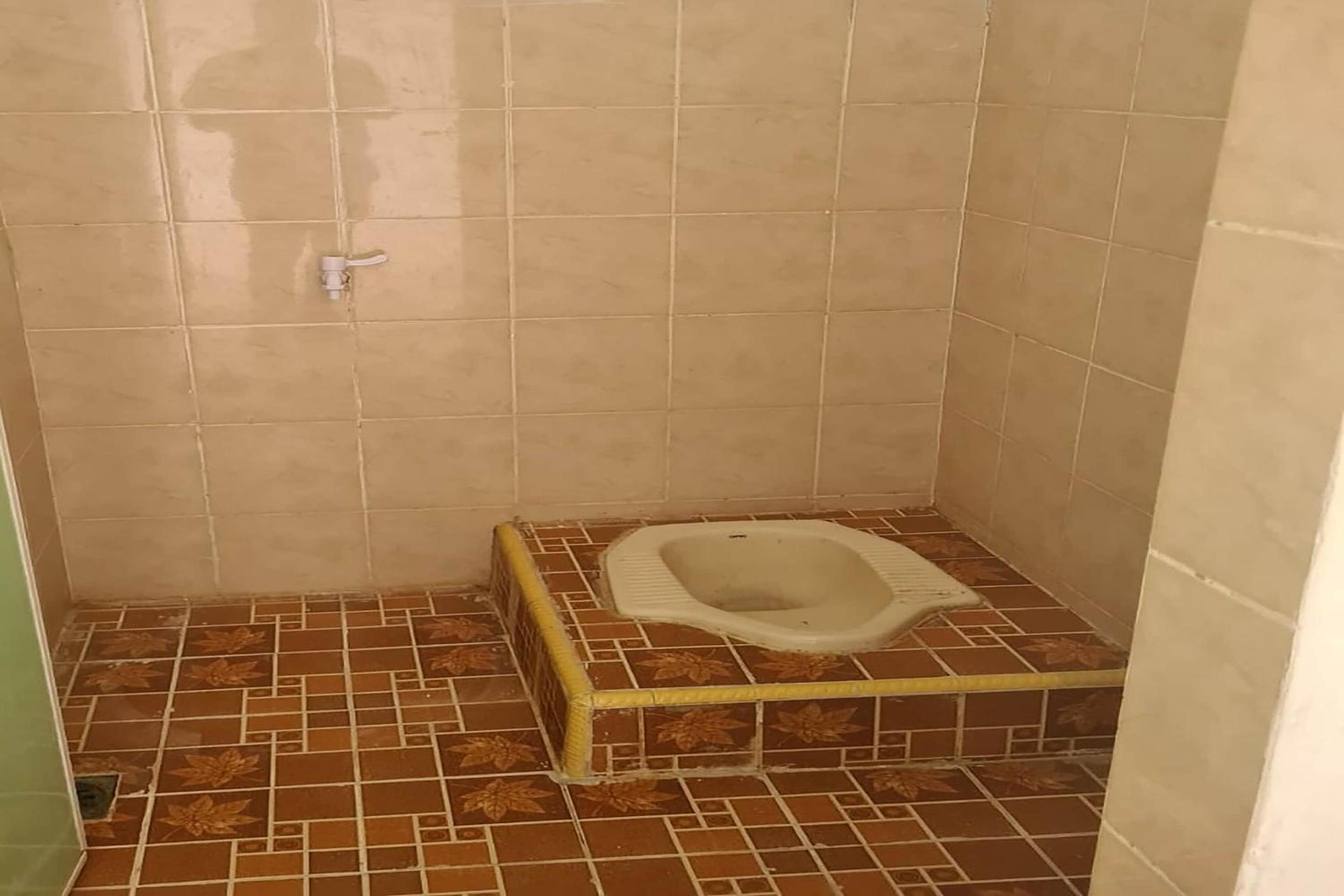 Budget Double Room - Photo 6