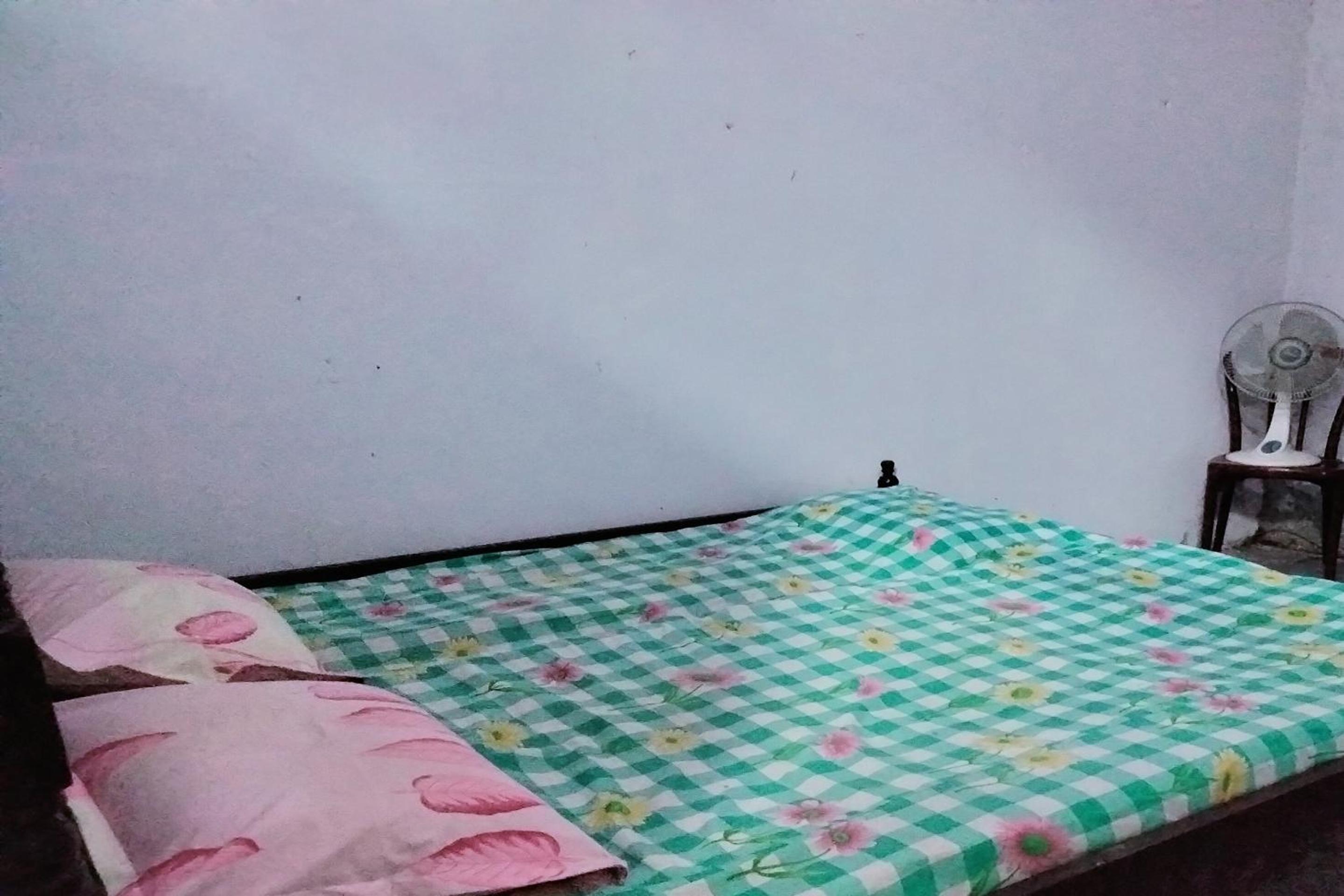 Budget Double Room - Photo 7