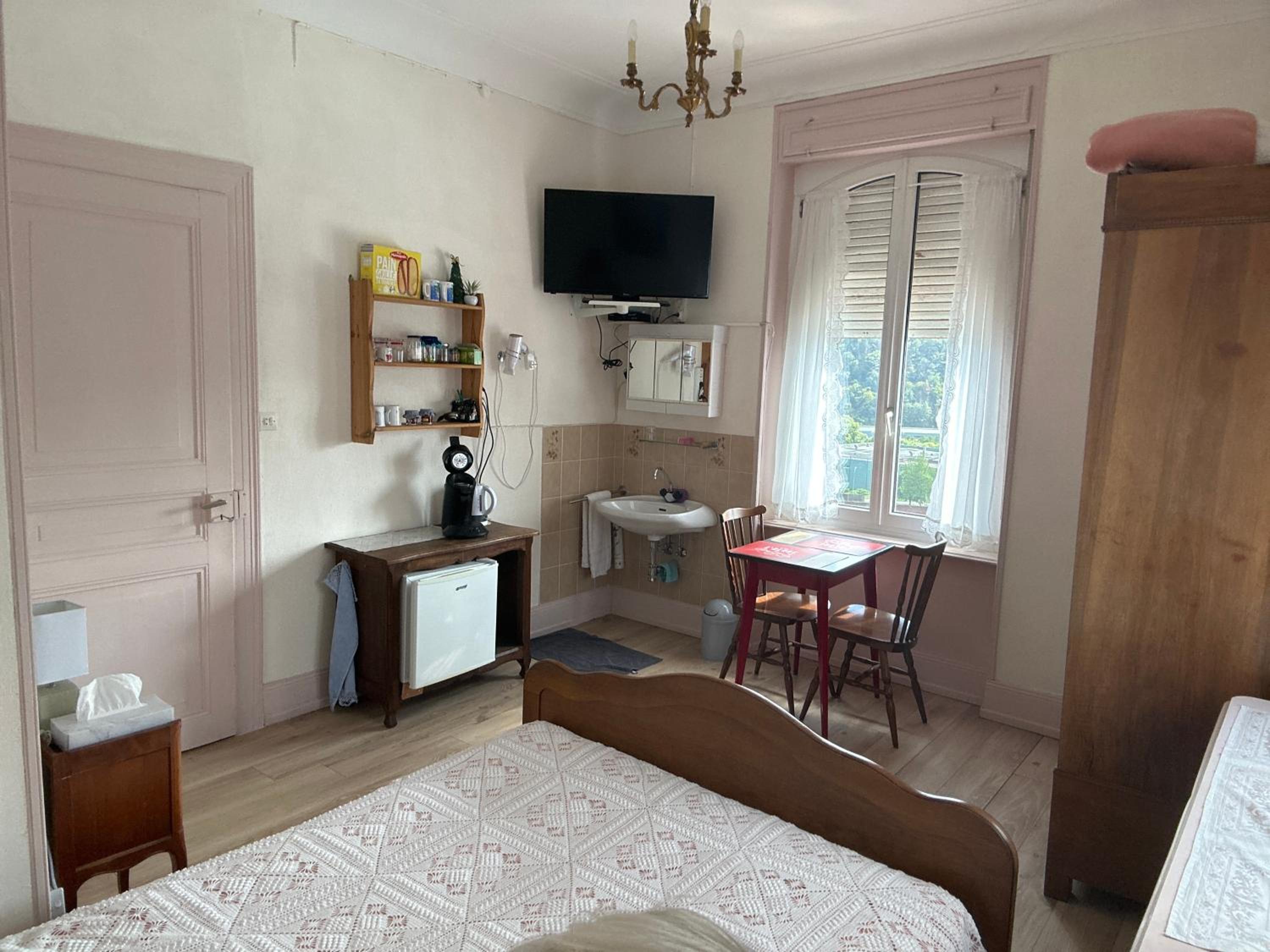 Double Room with Mountain View - Photo 4