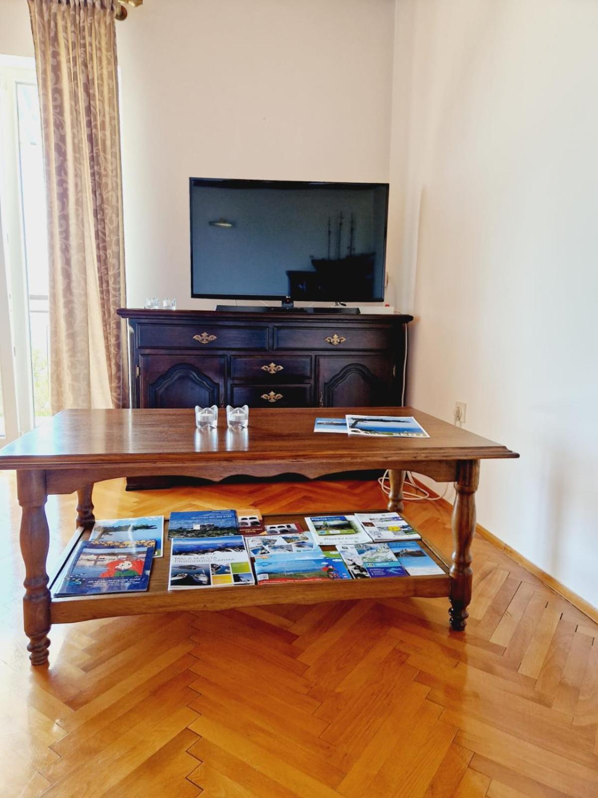 Apartment With Sea View