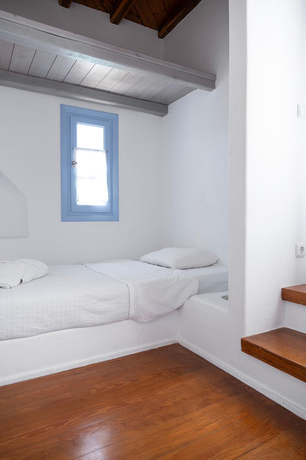 Grand Villa with Sea View photo 2