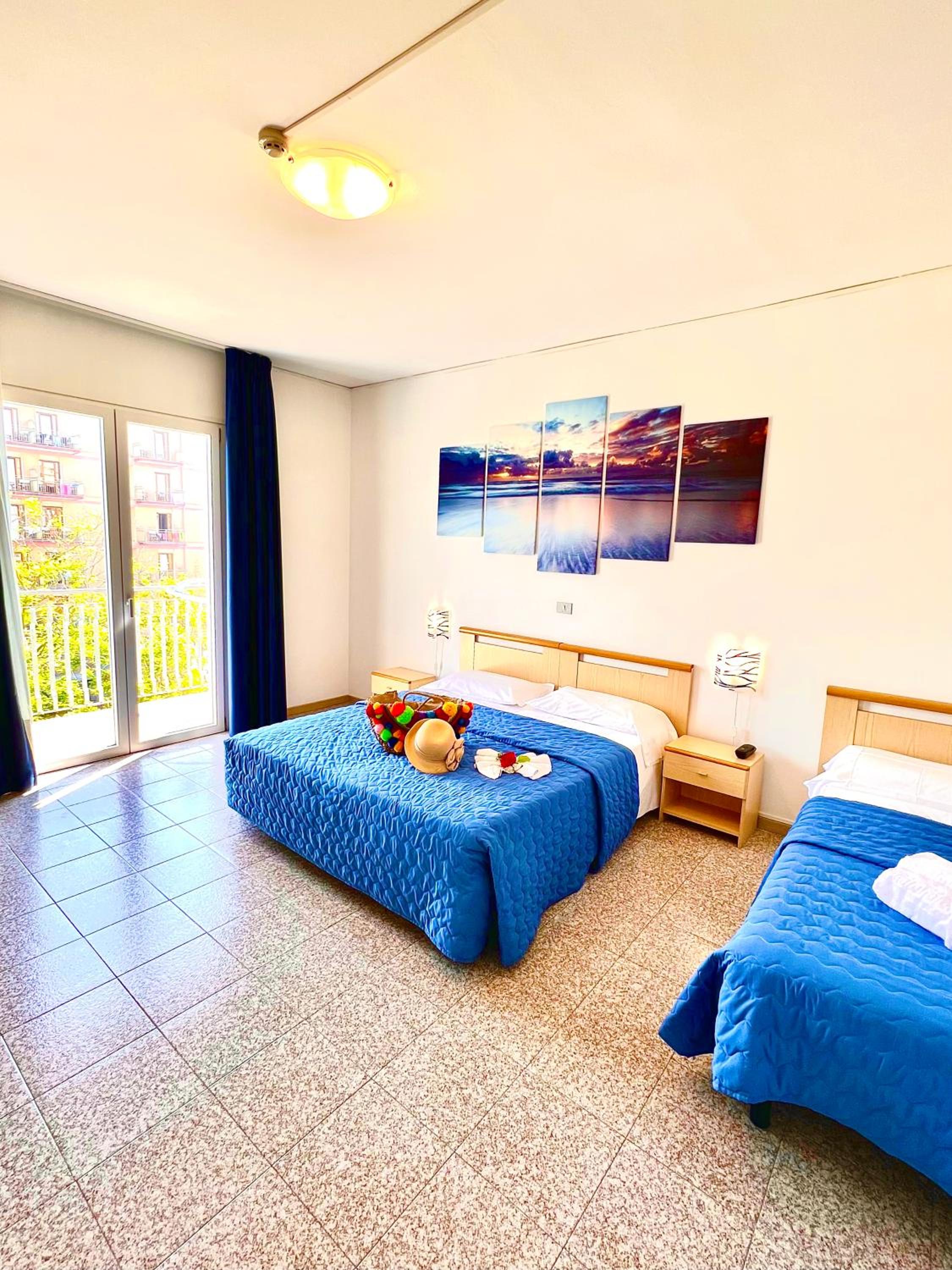 Triple Room with Parking - Photo 2