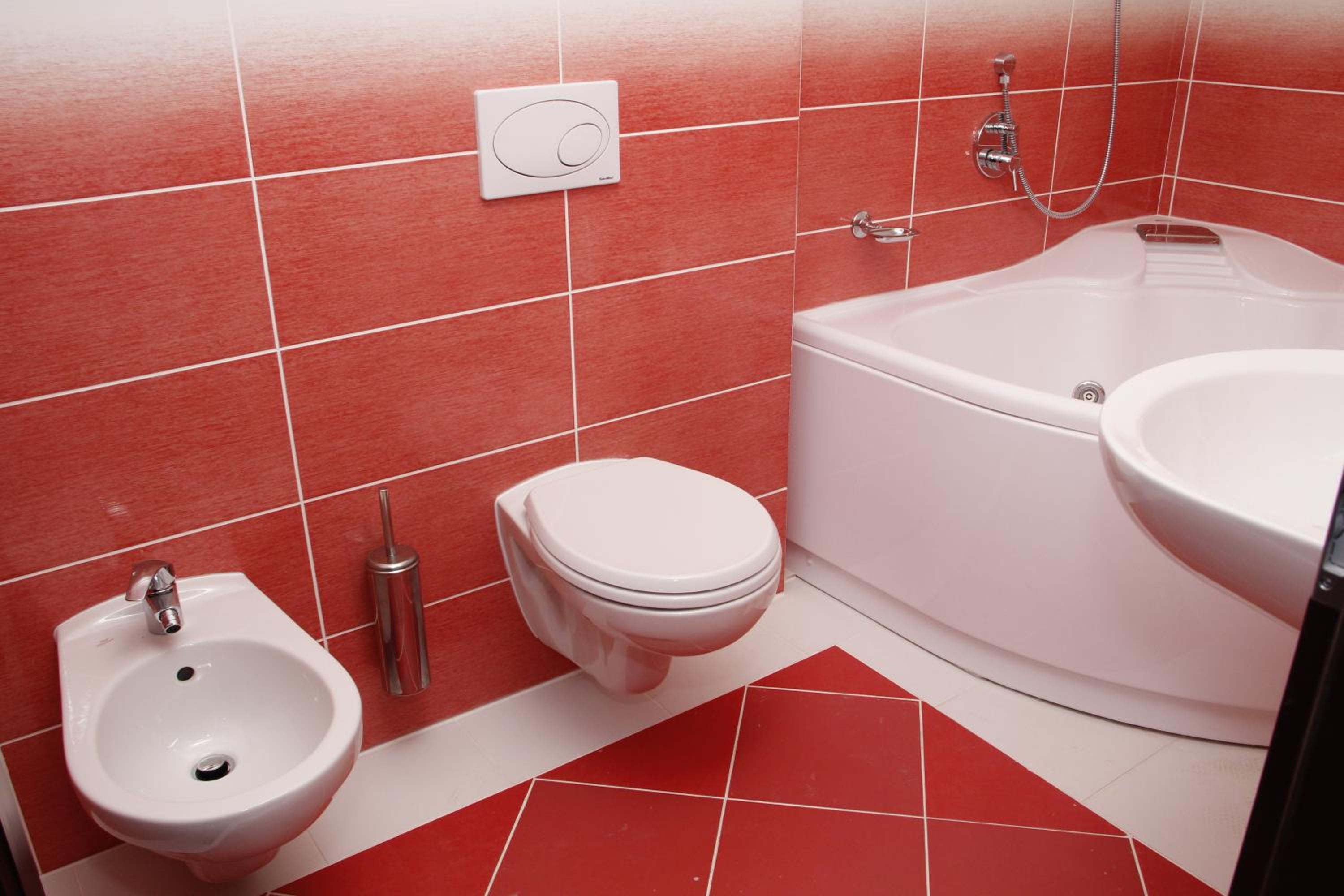 Double Room with Spa Bath photo 2