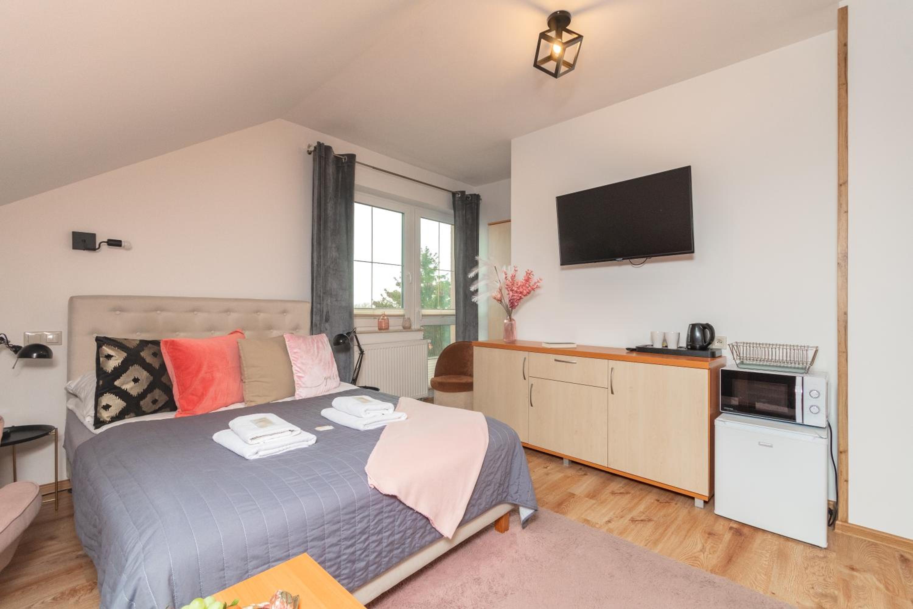 Triple Room with Lake View photo 2