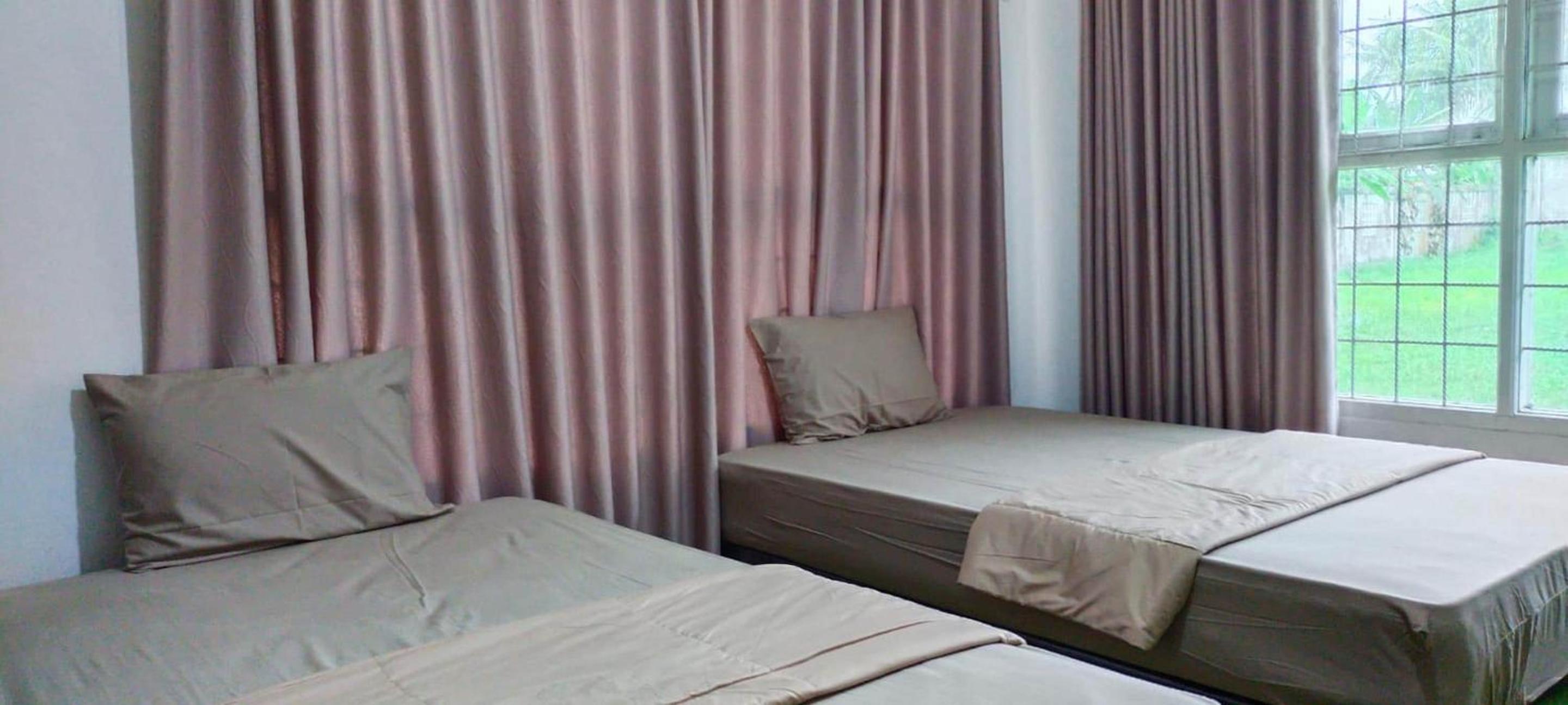 Standard Twin Room - Photo 12