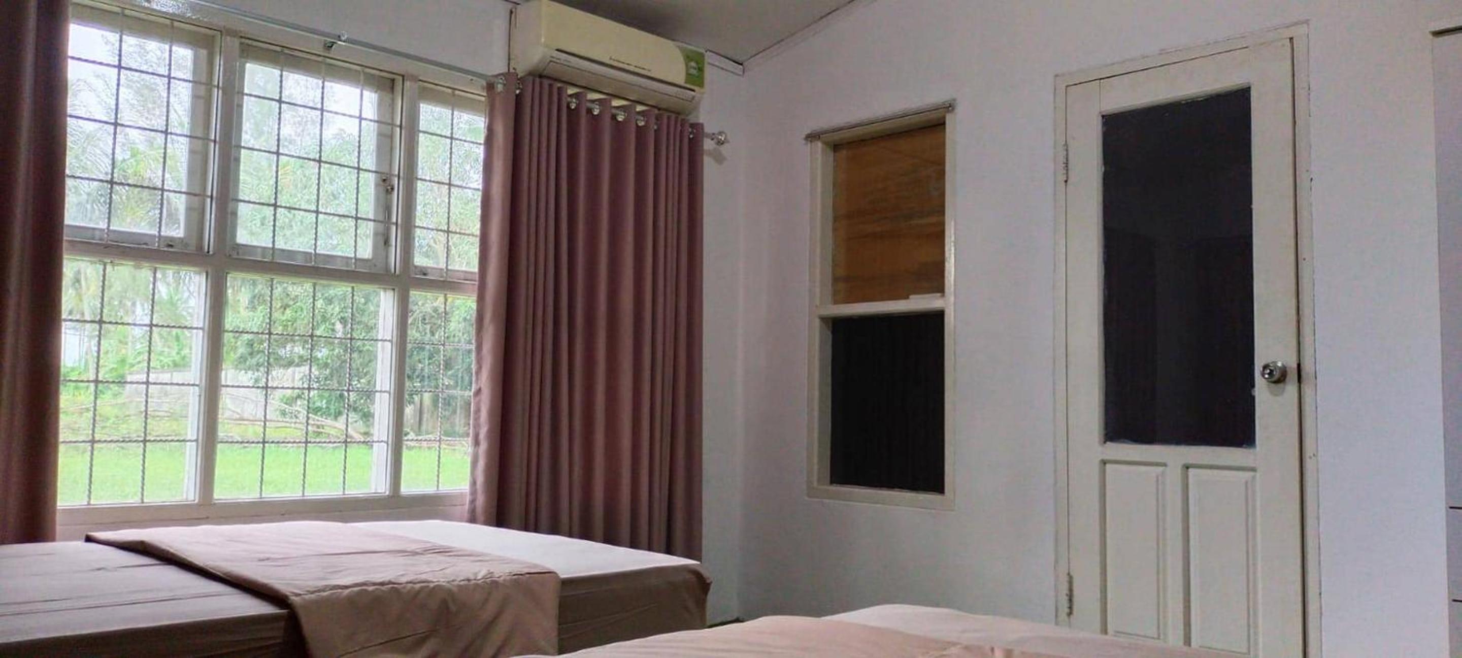 Standard Twin Room - Photo 14