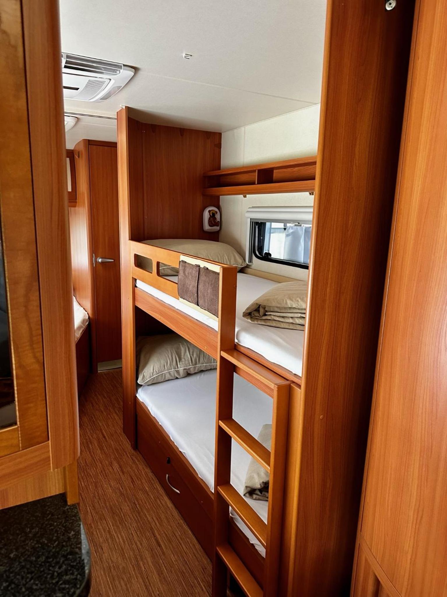 Caravan photo 3