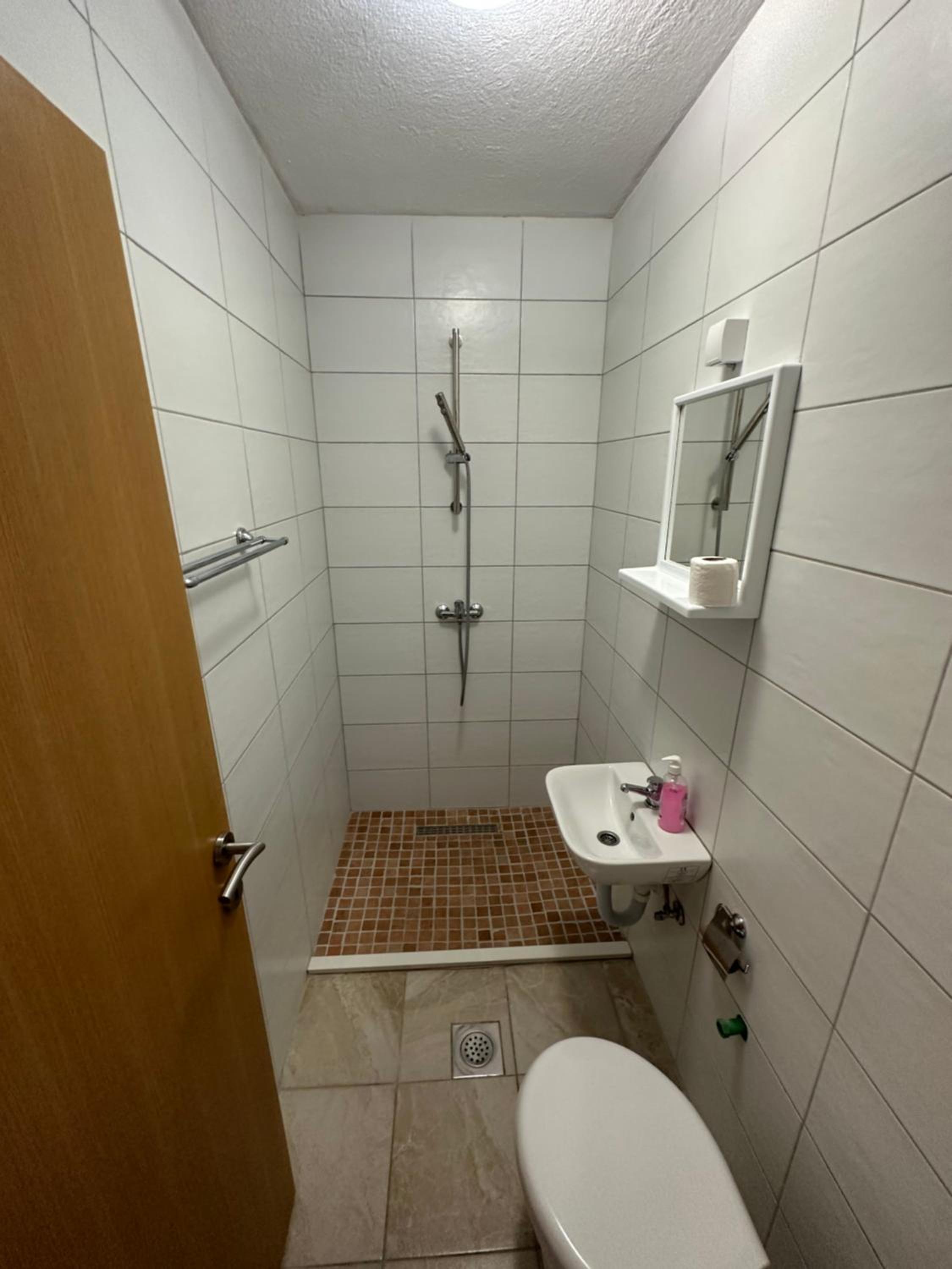 Triple Room with Private Bathroom photo 3