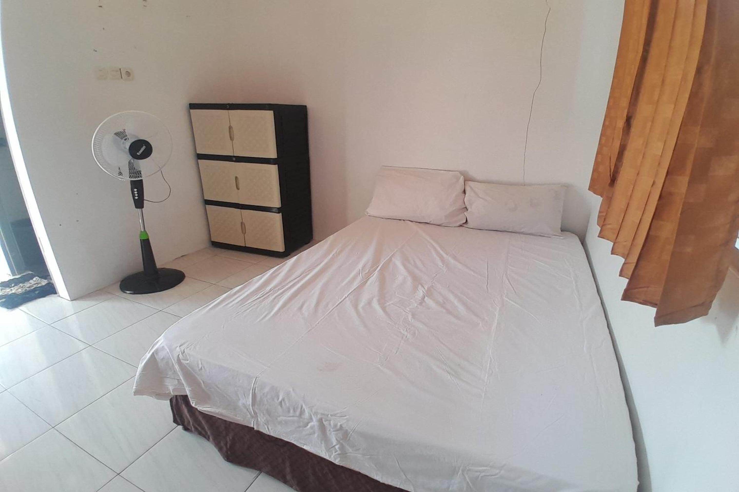Budget Double Room - Photo 1
