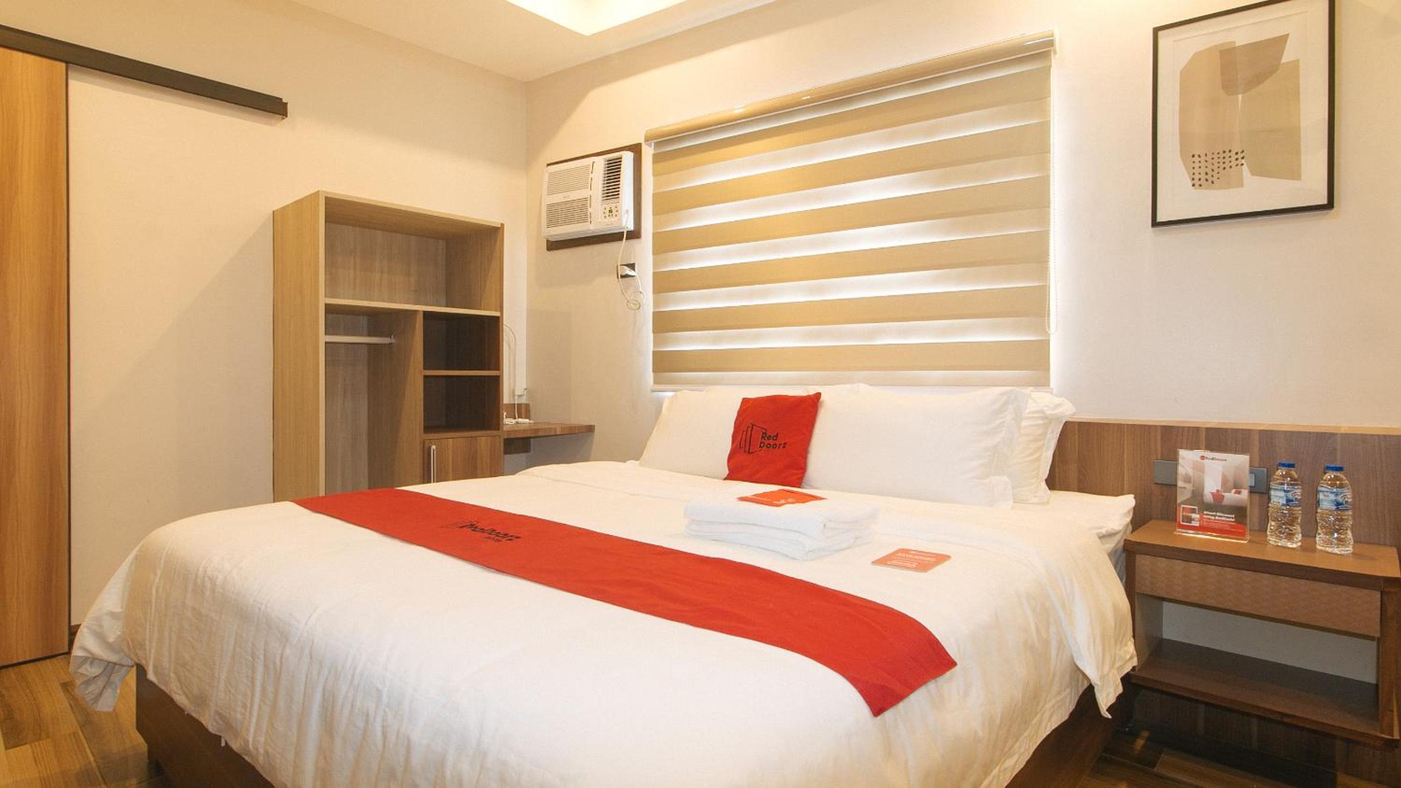 Standard Double Room - Photo 3