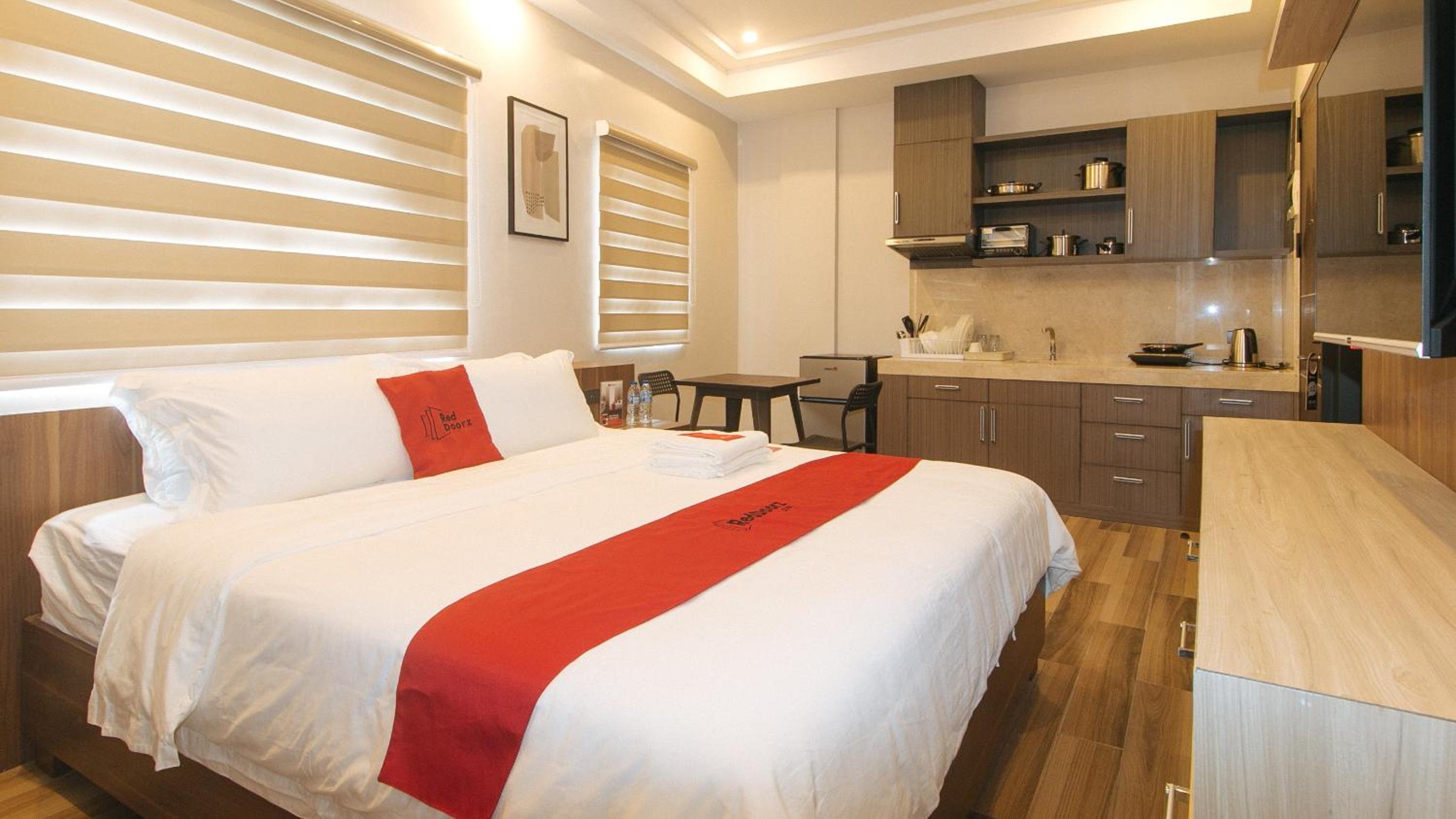 Standard Double Room - Photo 5